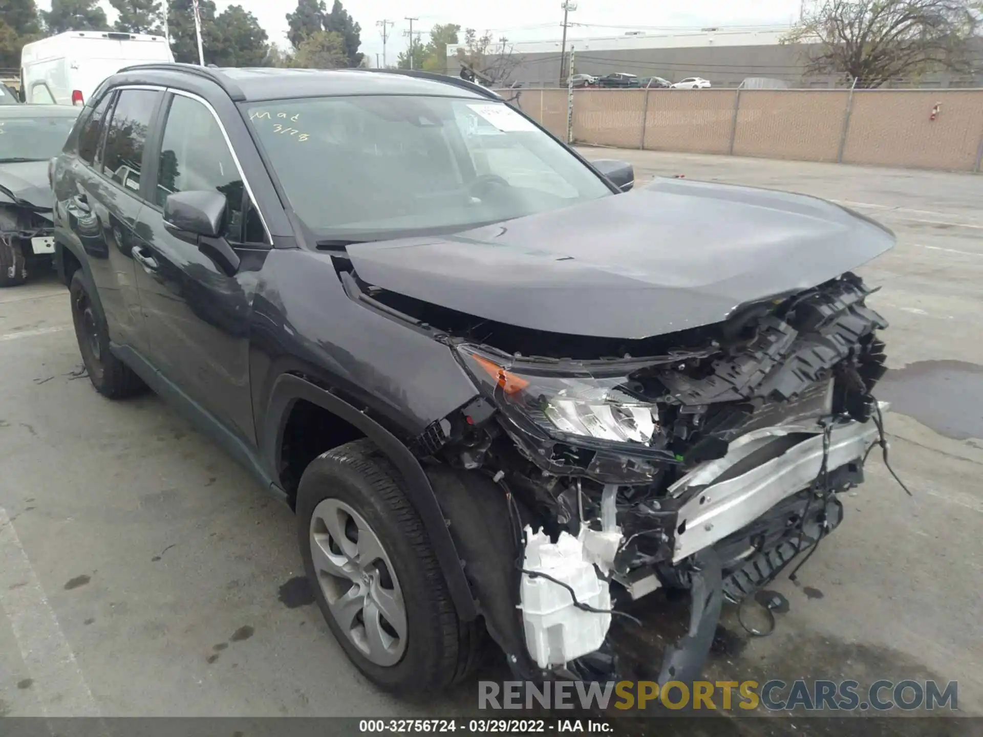 1 Photograph of a damaged car 2T3K1RFVXLW099746 TOYOTA RAV4 2020