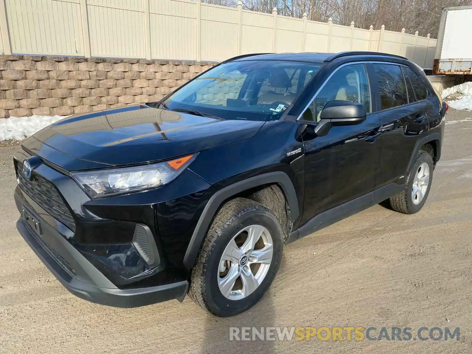 2 Photograph of a damaged car 2T3LWRFV1LW099012 TOYOTA RAV4 2020