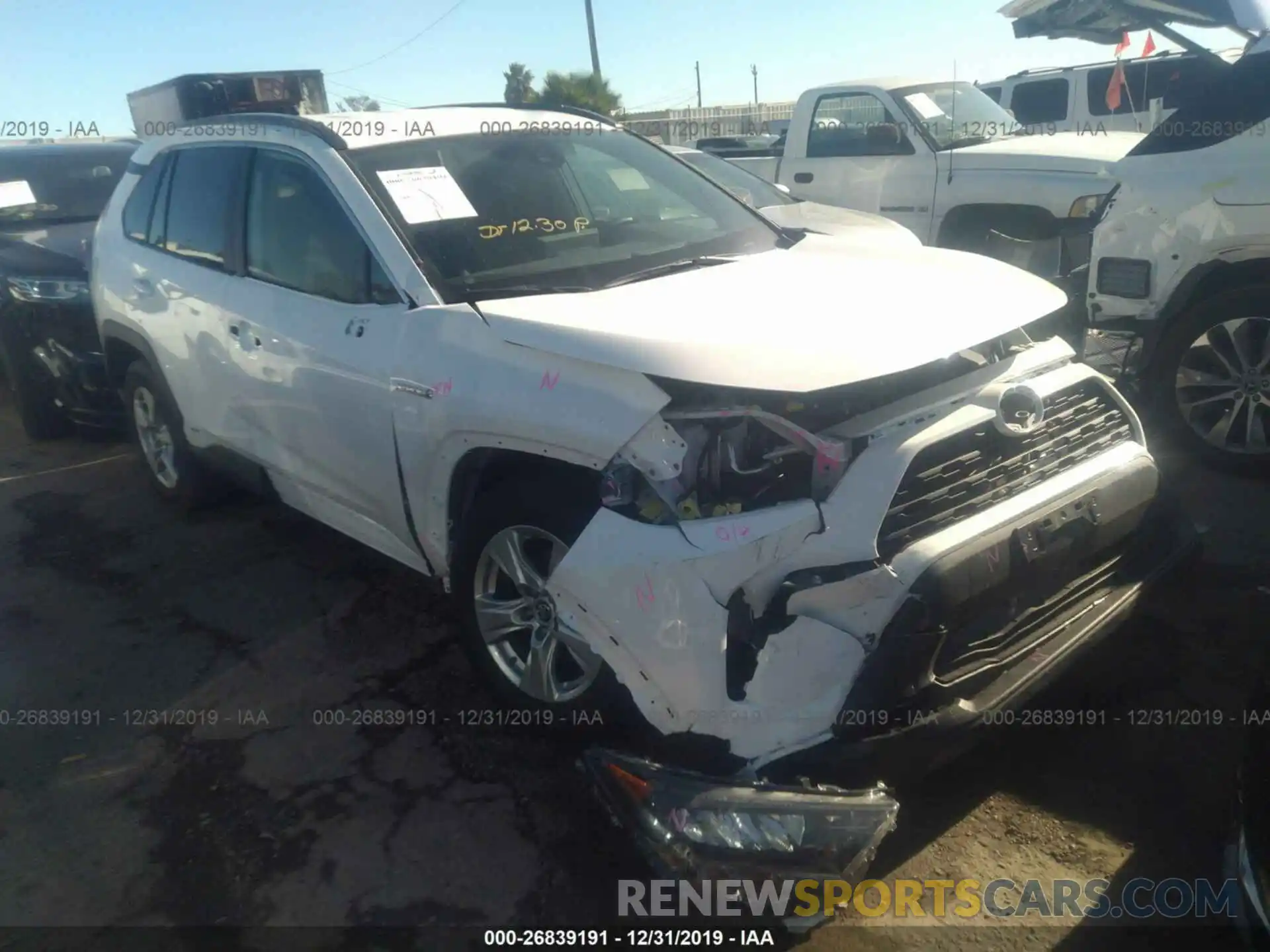 1 Photograph of a damaged car 2T3LWRFV2LW049221 TOYOTA RAV4 2020