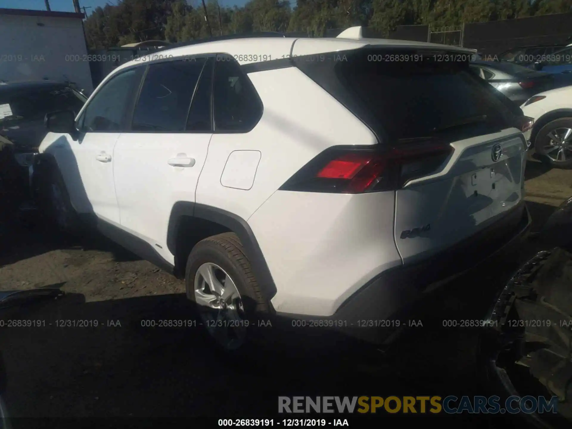 3 Photograph of a damaged car 2T3LWRFV2LW049221 TOYOTA RAV4 2020