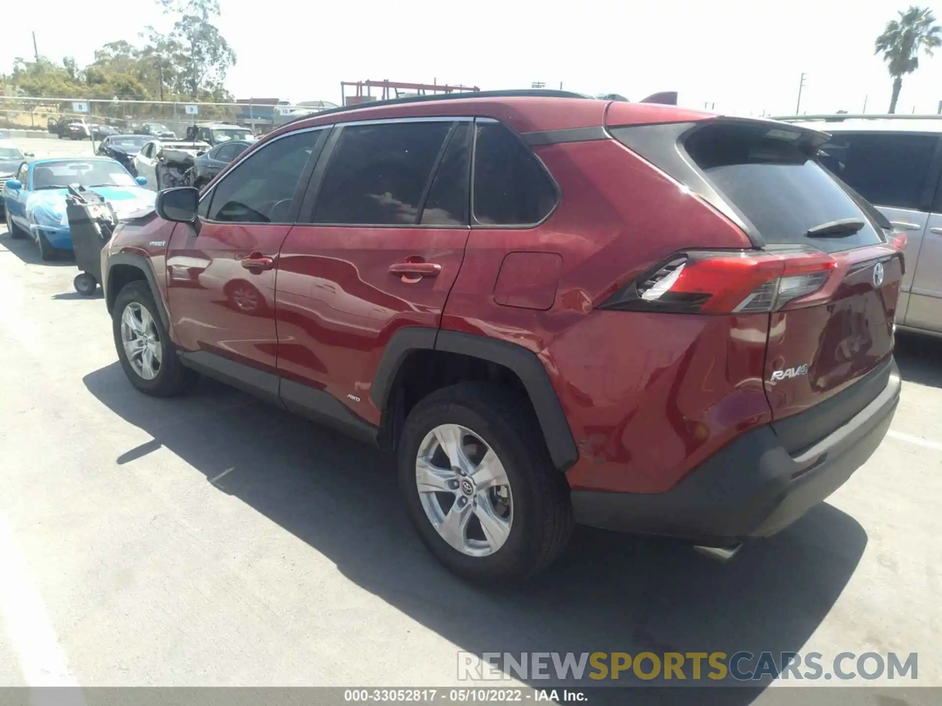 3 Photograph of a damaged car 2T3LWRFV2LW062146 TOYOTA RAV4 2020