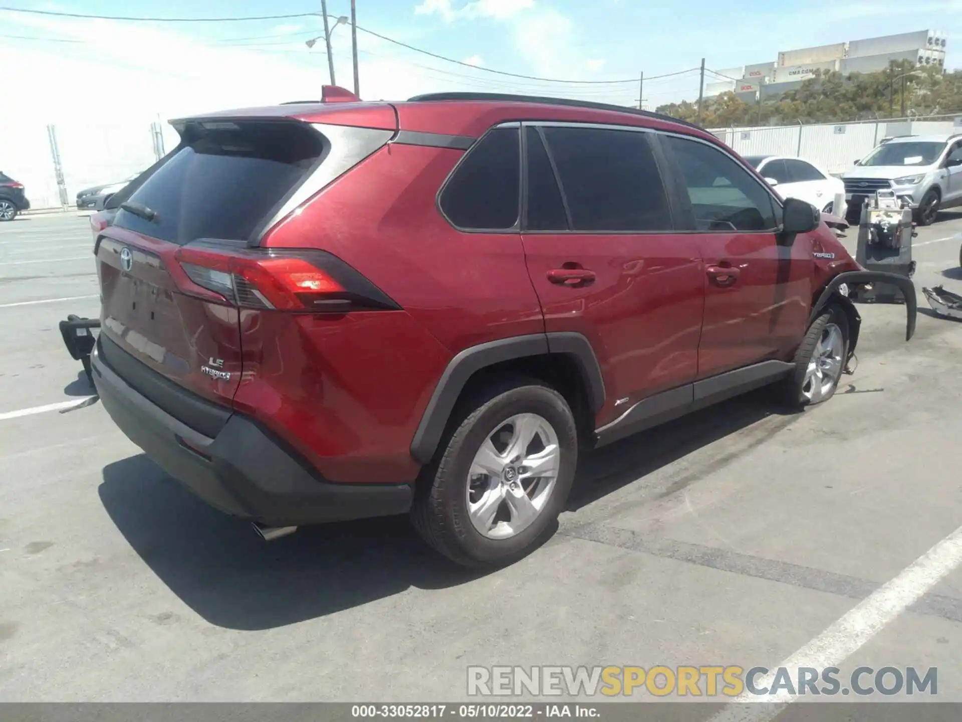 4 Photograph of a damaged car 2T3LWRFV2LW062146 TOYOTA RAV4 2020