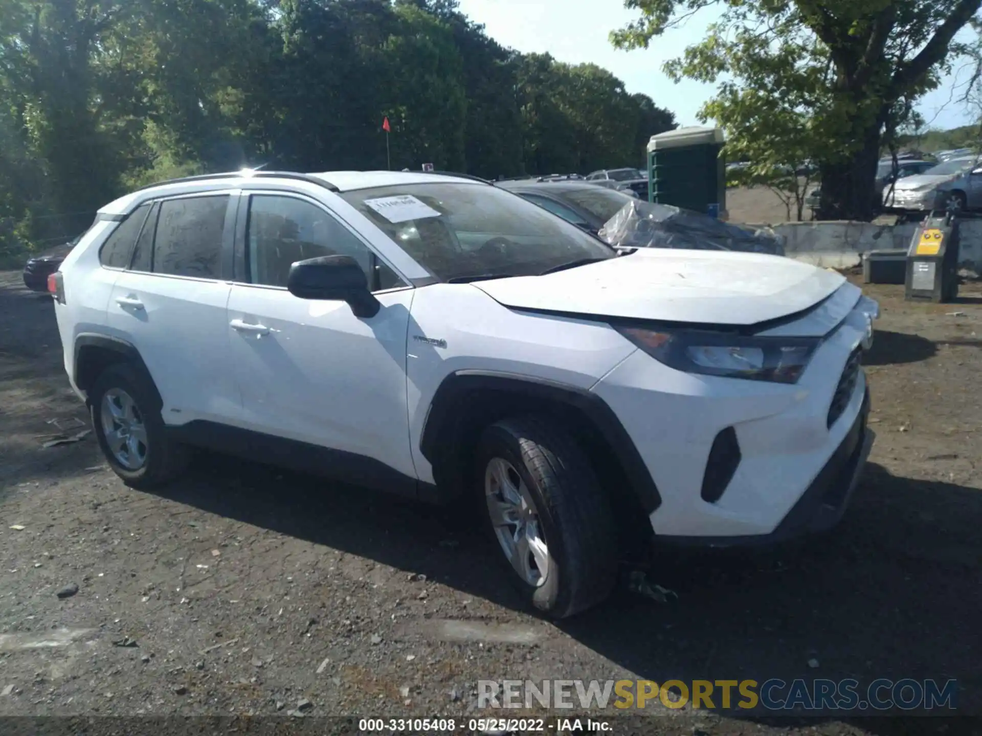 1 Photograph of a damaged car 2T3LWRFV2LW076337 TOYOTA RAV4 2020