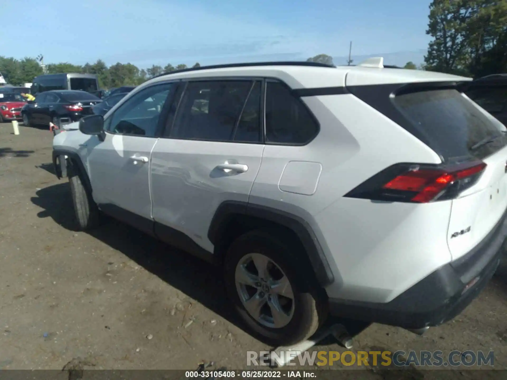 3 Фотография поврежденного автомобиля 2T3LWRFV2LW076337 TOYOTA RAV4 2020