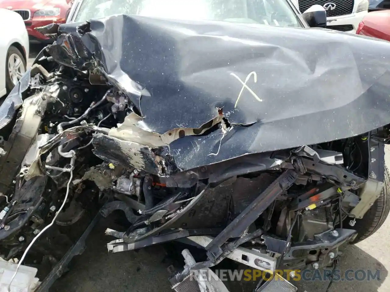 7 Photograph of a damaged car 2T3LWRFV5LW059001 TOYOTA RAV4 2020