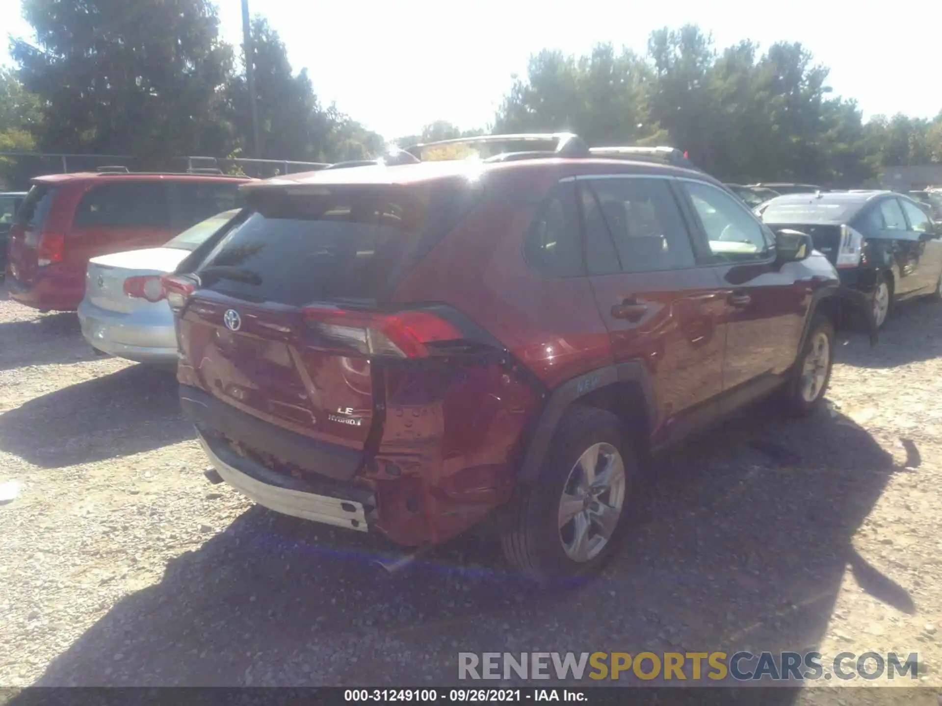 4 Photograph of a damaged car 2T3LWRFV5LW065204 TOYOTA RAV4 2020