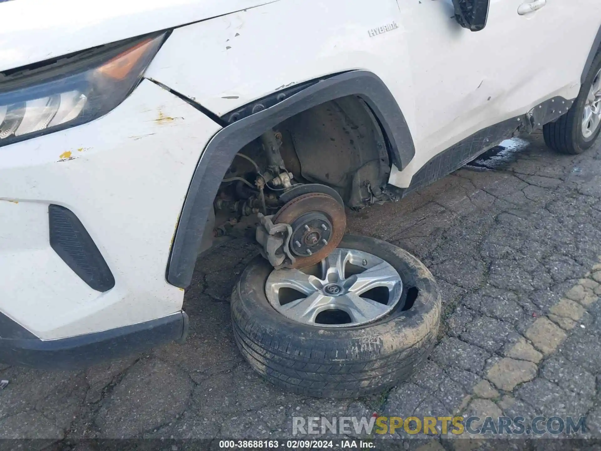 12 Photograph of a damaged car 2T3LWRFV5LW072167 TOYOTA RAV4 2020