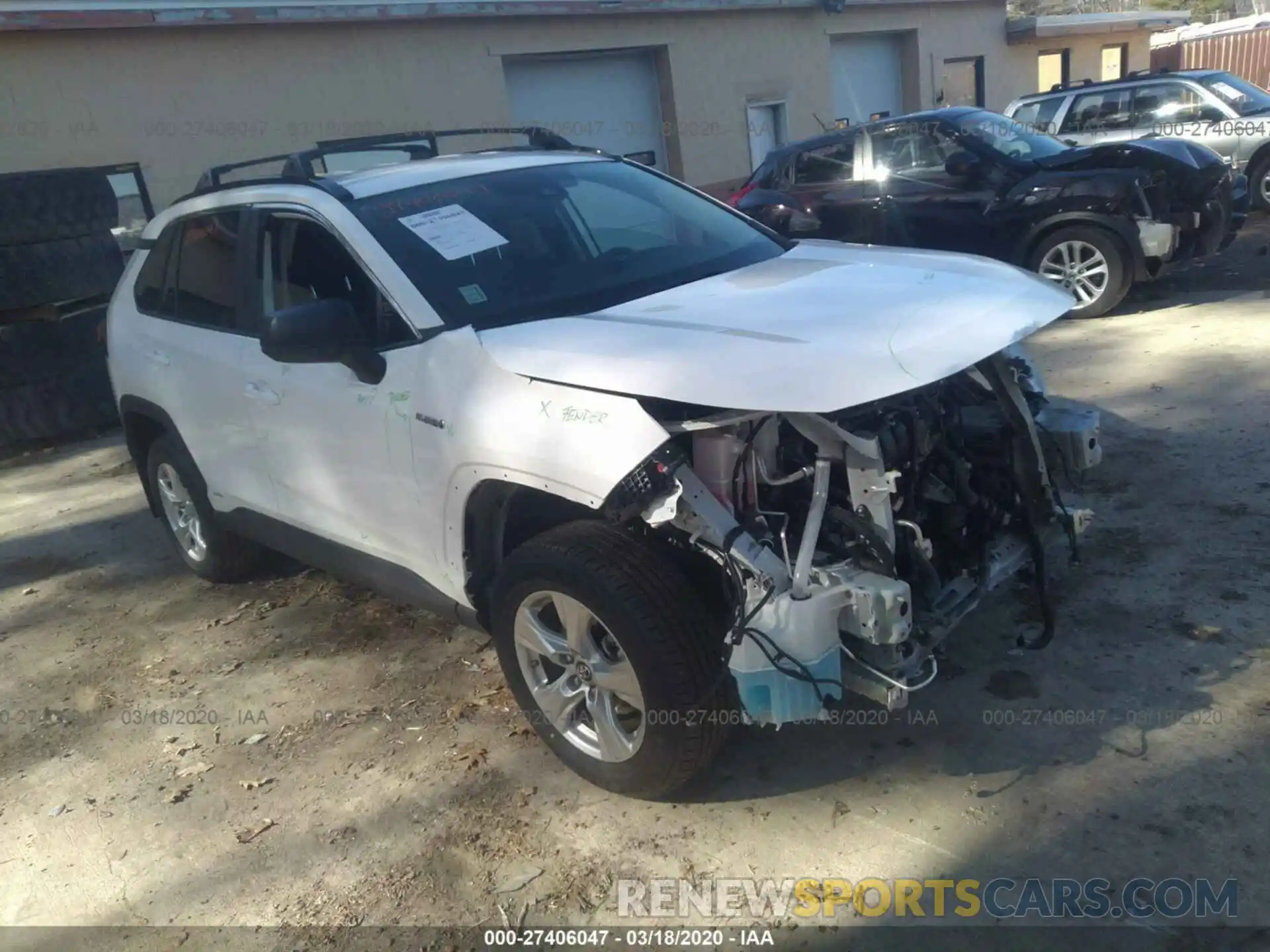 1 Photograph of a damaged car 2T3LWRFV7LW047383 TOYOTA RAV4 2020