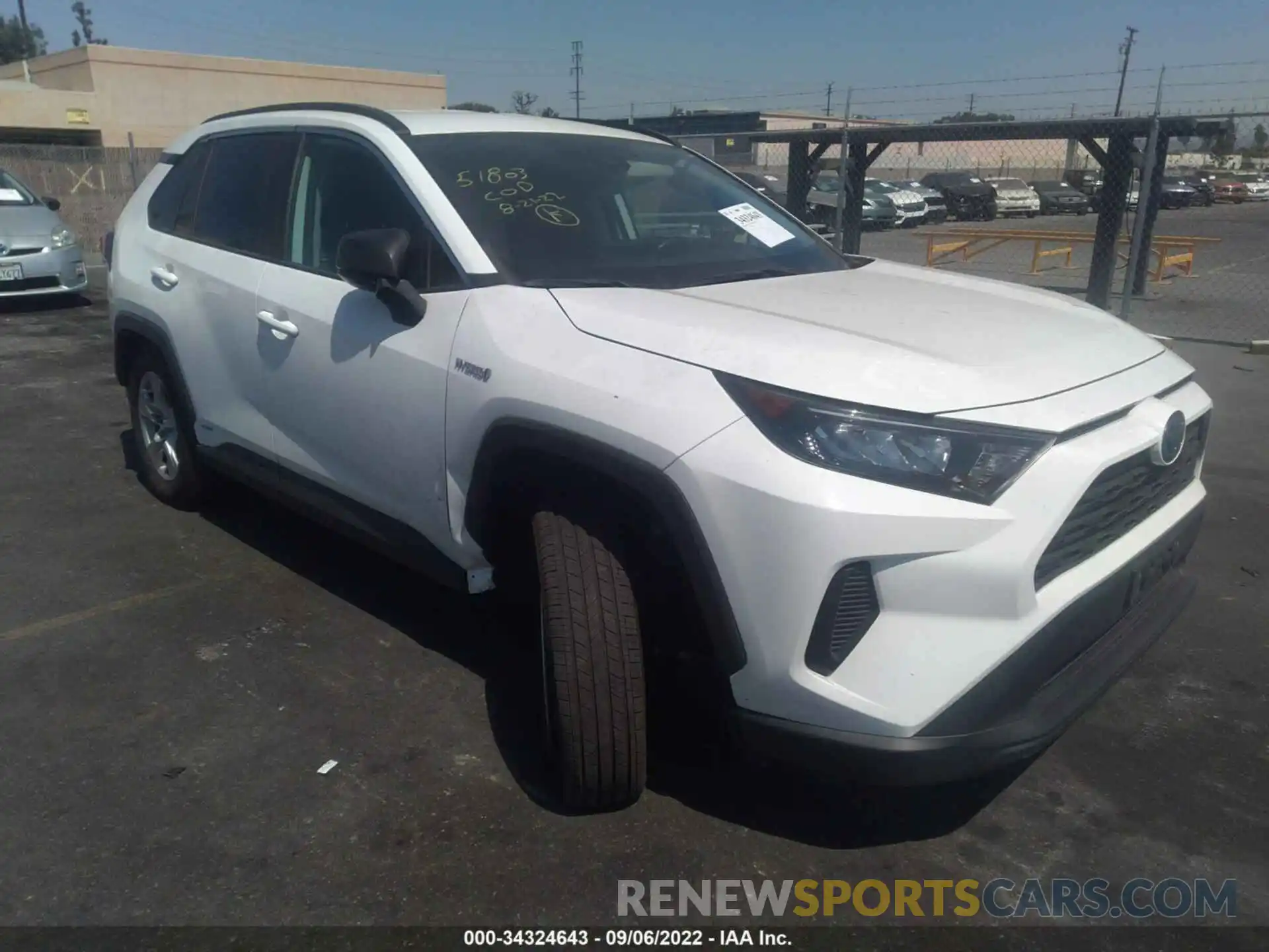 1 Фотография поврежденного автомобиля 2T3LWRFV8LW072535 TOYOTA RAV4 2020