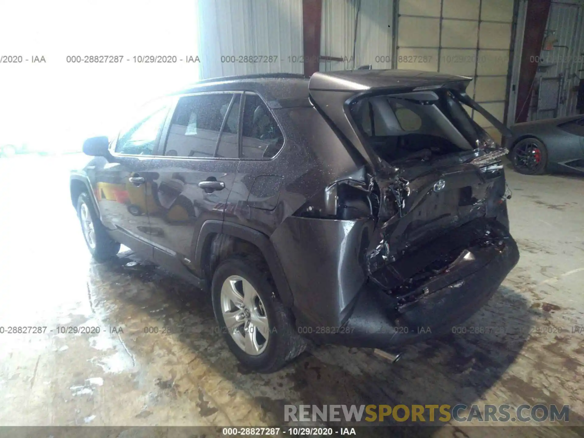 3 Photograph of a damaged car 2T3LWRFV8LW072695 TOYOTA RAV4 2020