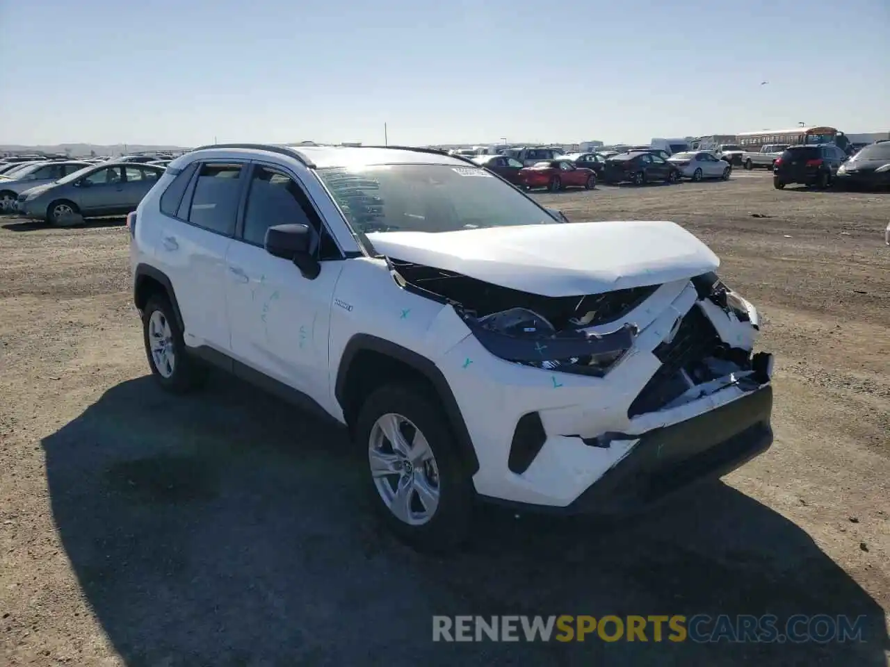 1 Photograph of a damaged car 2T3LWRFV9LW081955 TOYOTA RAV4 2020