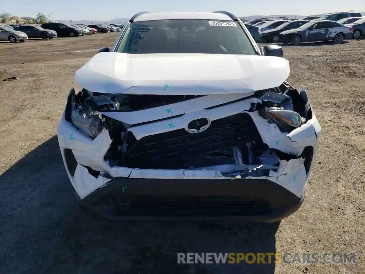 9 Photograph of a damaged car 2T3LWRFV9LW081955 TOYOTA RAV4 2020