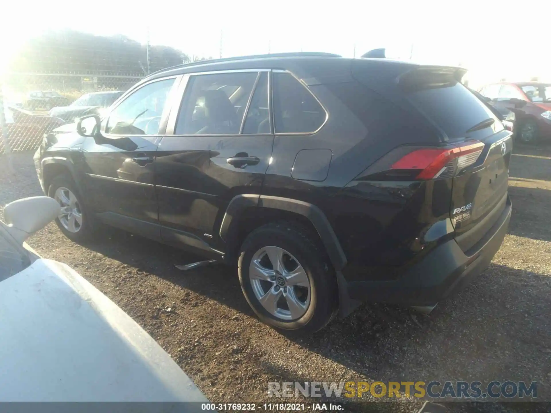 3 Photograph of a damaged car 2T3LWRFVXLW066378 TOYOTA RAV4 2020