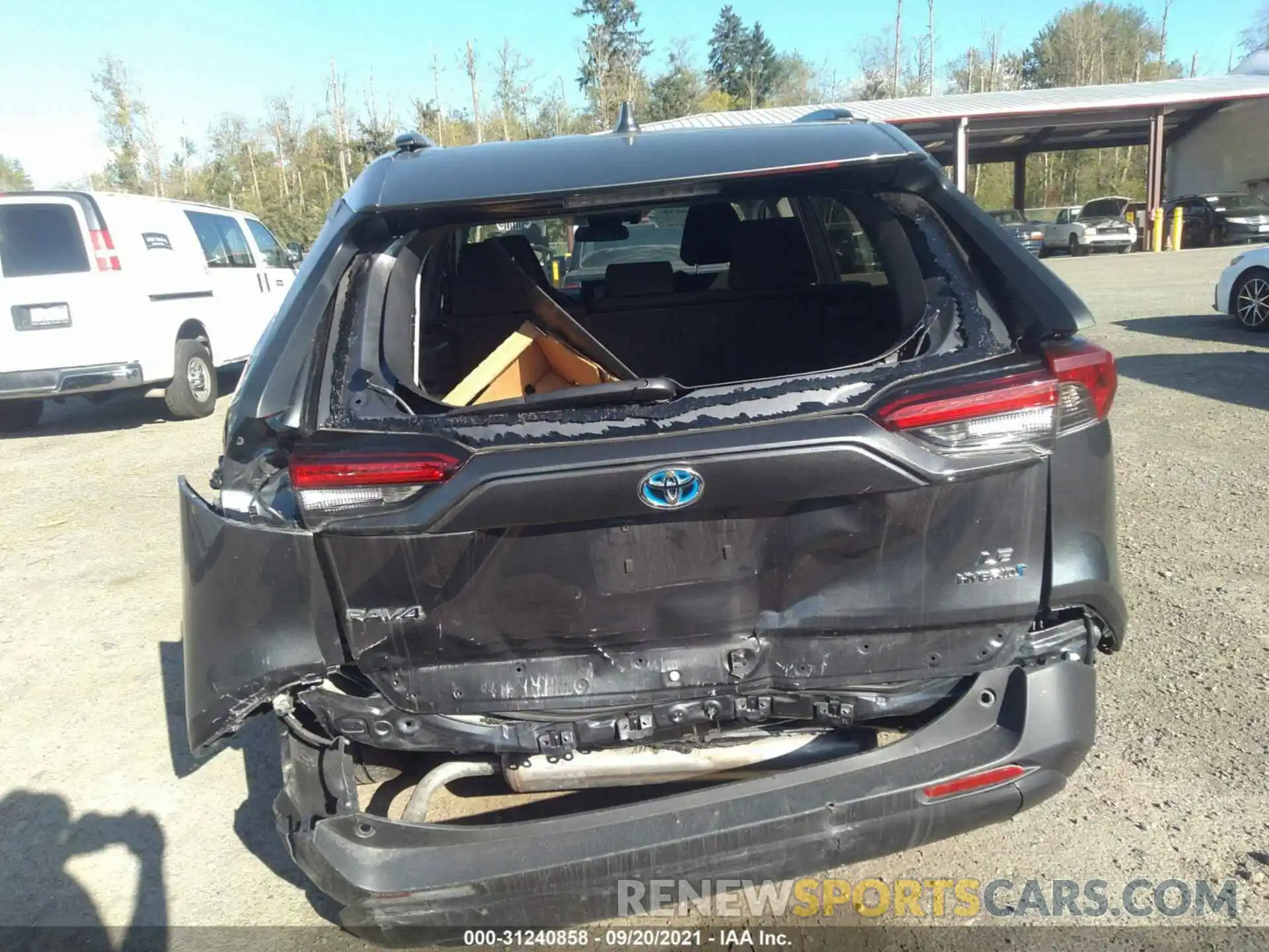 6 Photograph of a damaged car 2T3MWRFV0LW050856 TOYOTA RAV4 2020