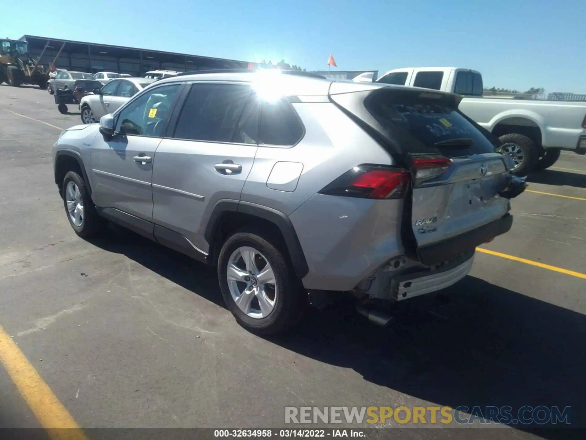 3 Photograph of a damaged car 2T3MWRFV0LW068449 TOYOTA RAV4 2020