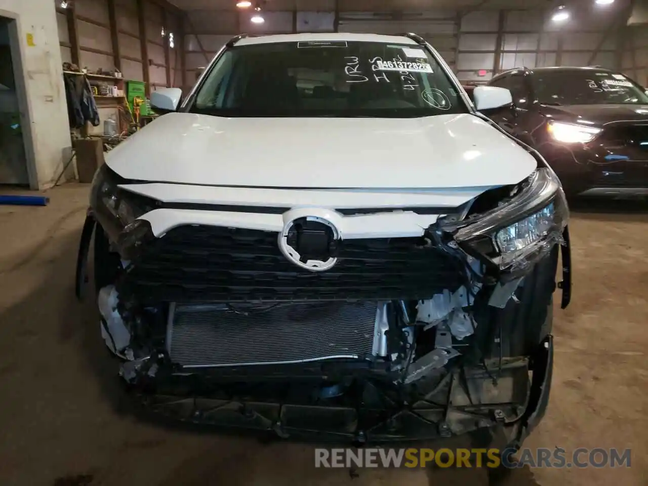 9 Photograph of a damaged car 2T3MWRFV0LW068760 TOYOTA RAV4 2020