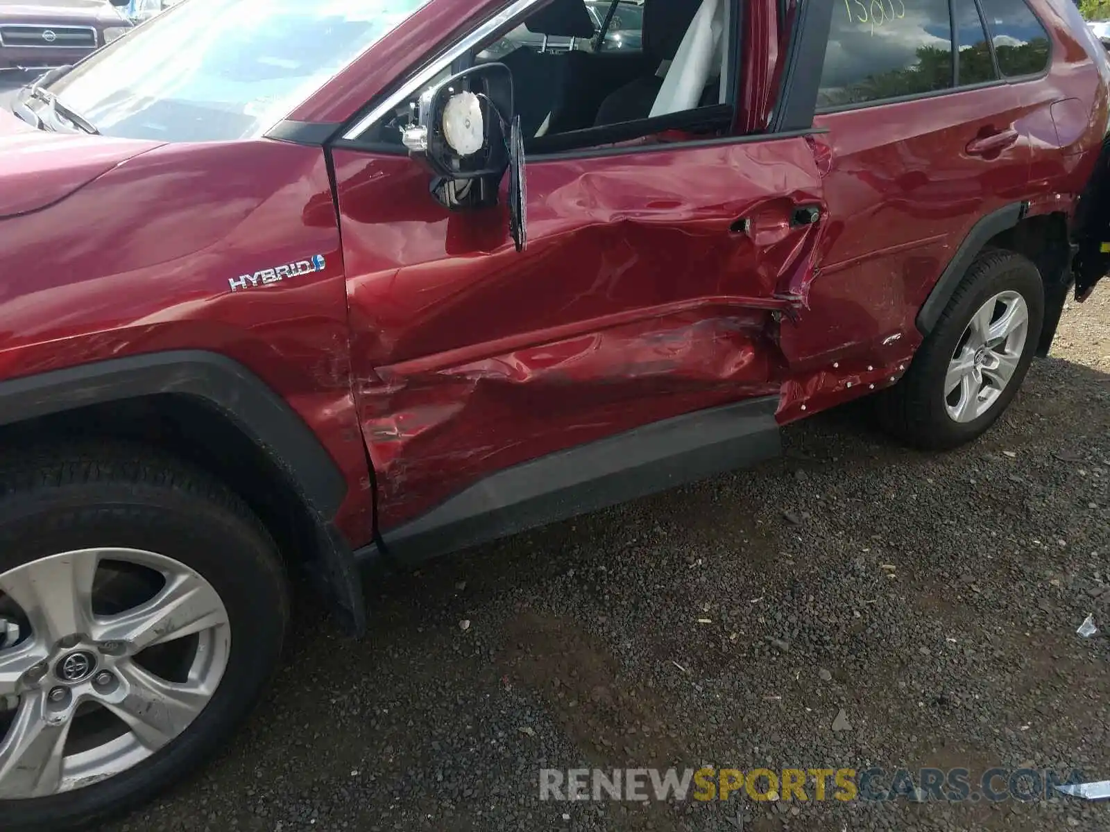 9 Photograph of a damaged car 2T3MWRFV1LW048257 TOYOTA RAV4 2020