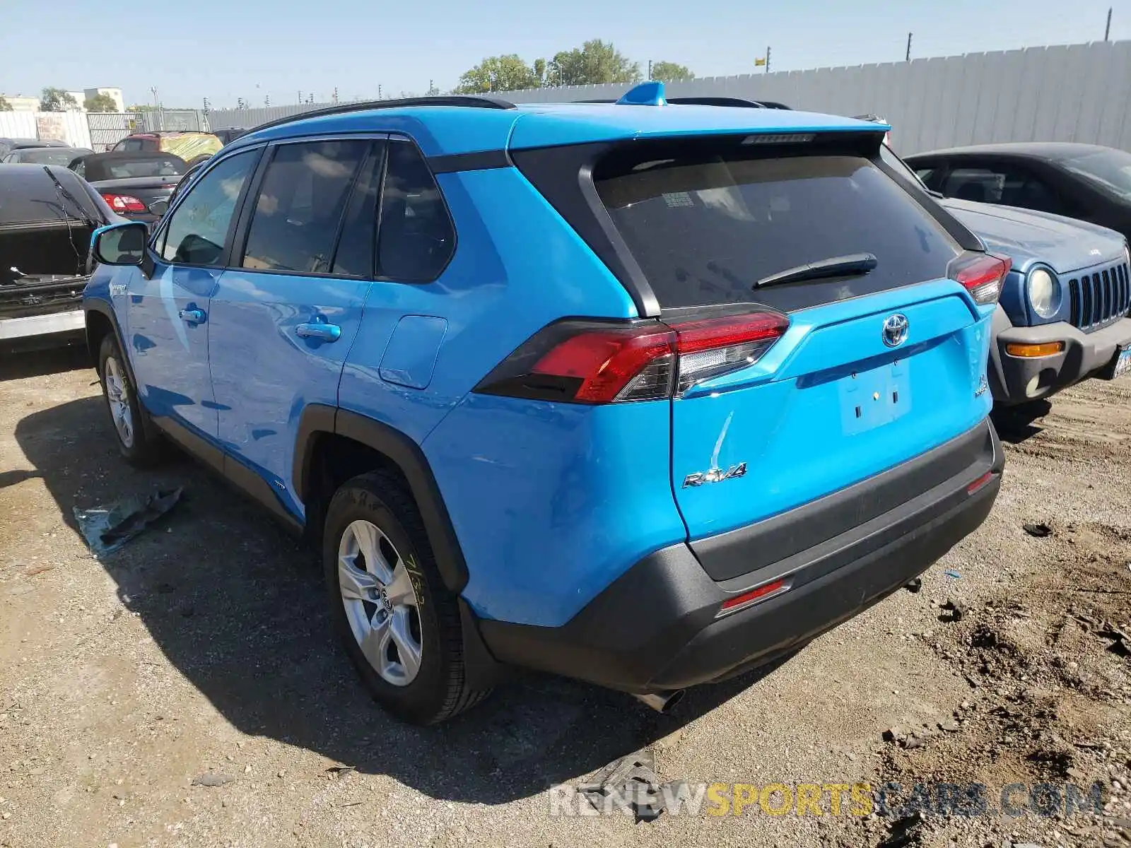 3 Photograph of a damaged car 2T3MWRFV1LW051286 TOYOTA RAV4 2020