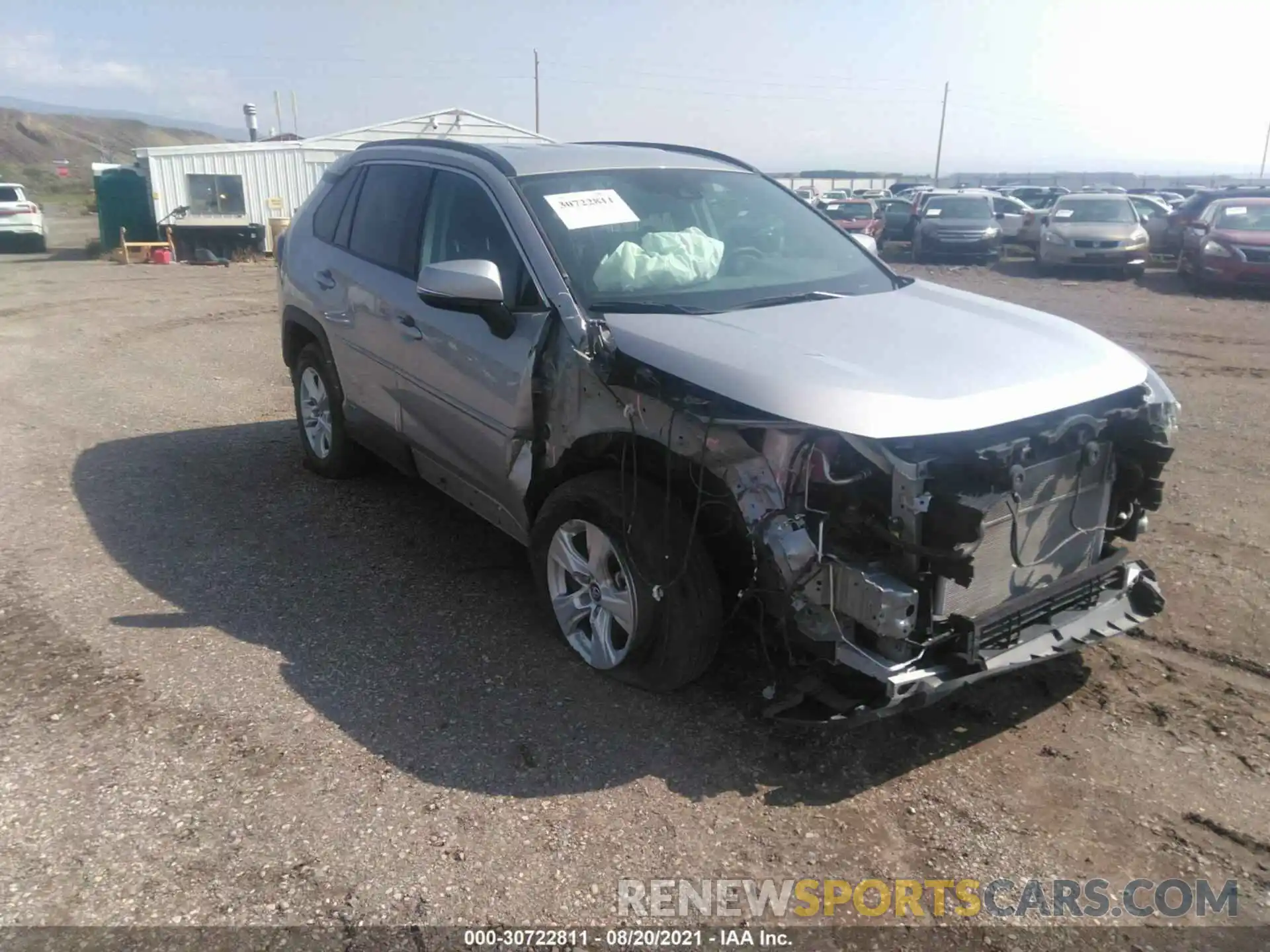 1 Photograph of a damaged car 2T3MWRFV1LW068444 TOYOTA RAV4 2020