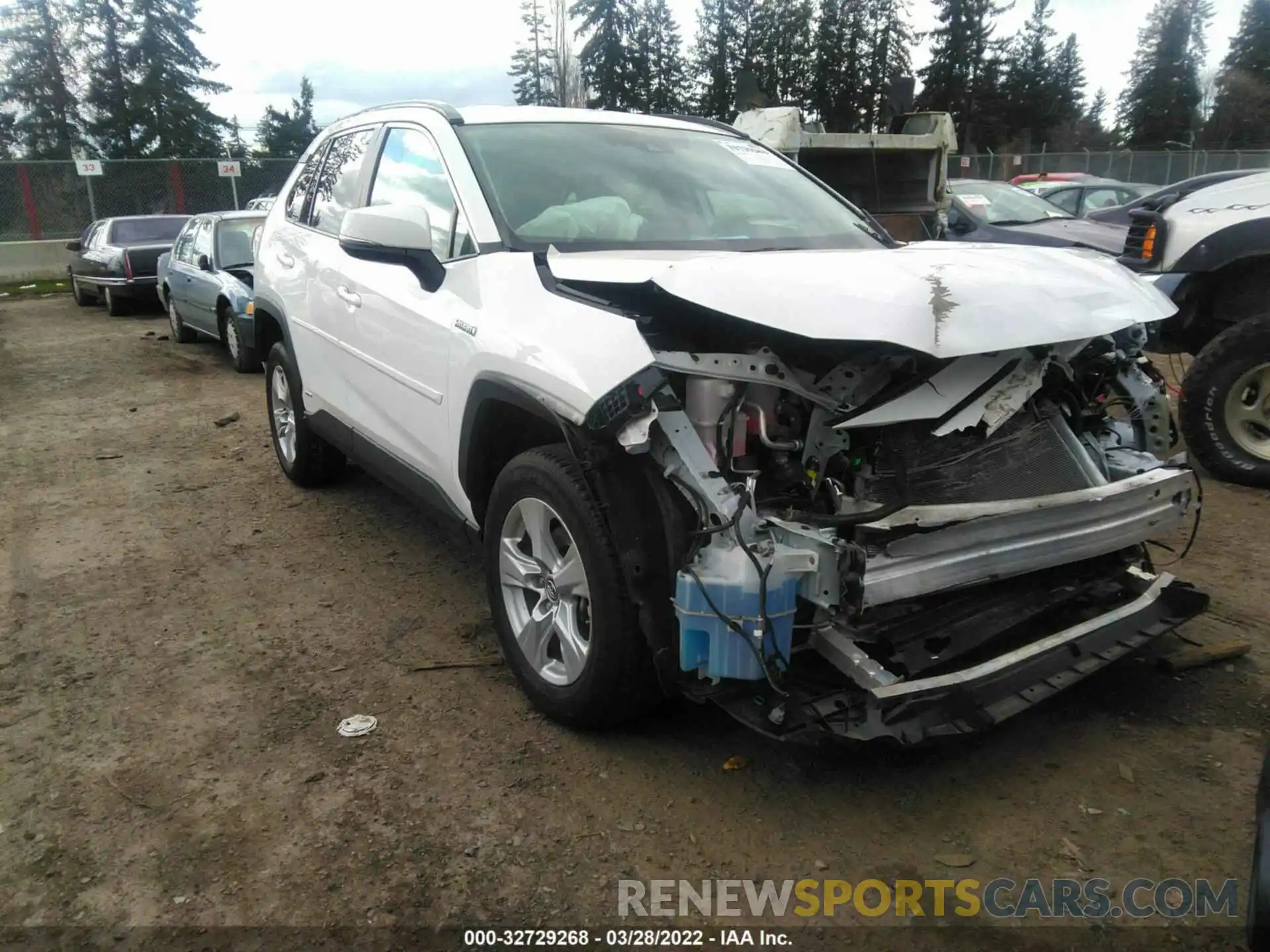 1 Photograph of a damaged car 2T3MWRFV2LW047912 TOYOTA RAV4 2020