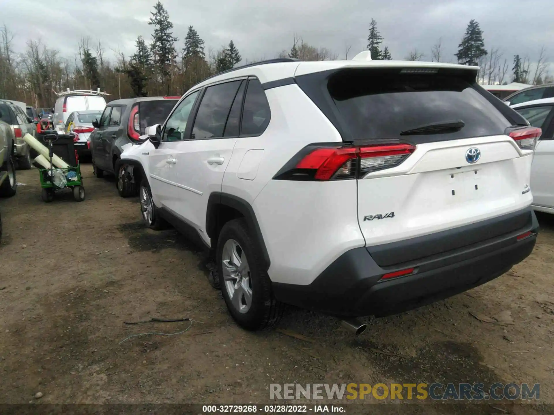 3 Photograph of a damaged car 2T3MWRFV2LW047912 TOYOTA RAV4 2020