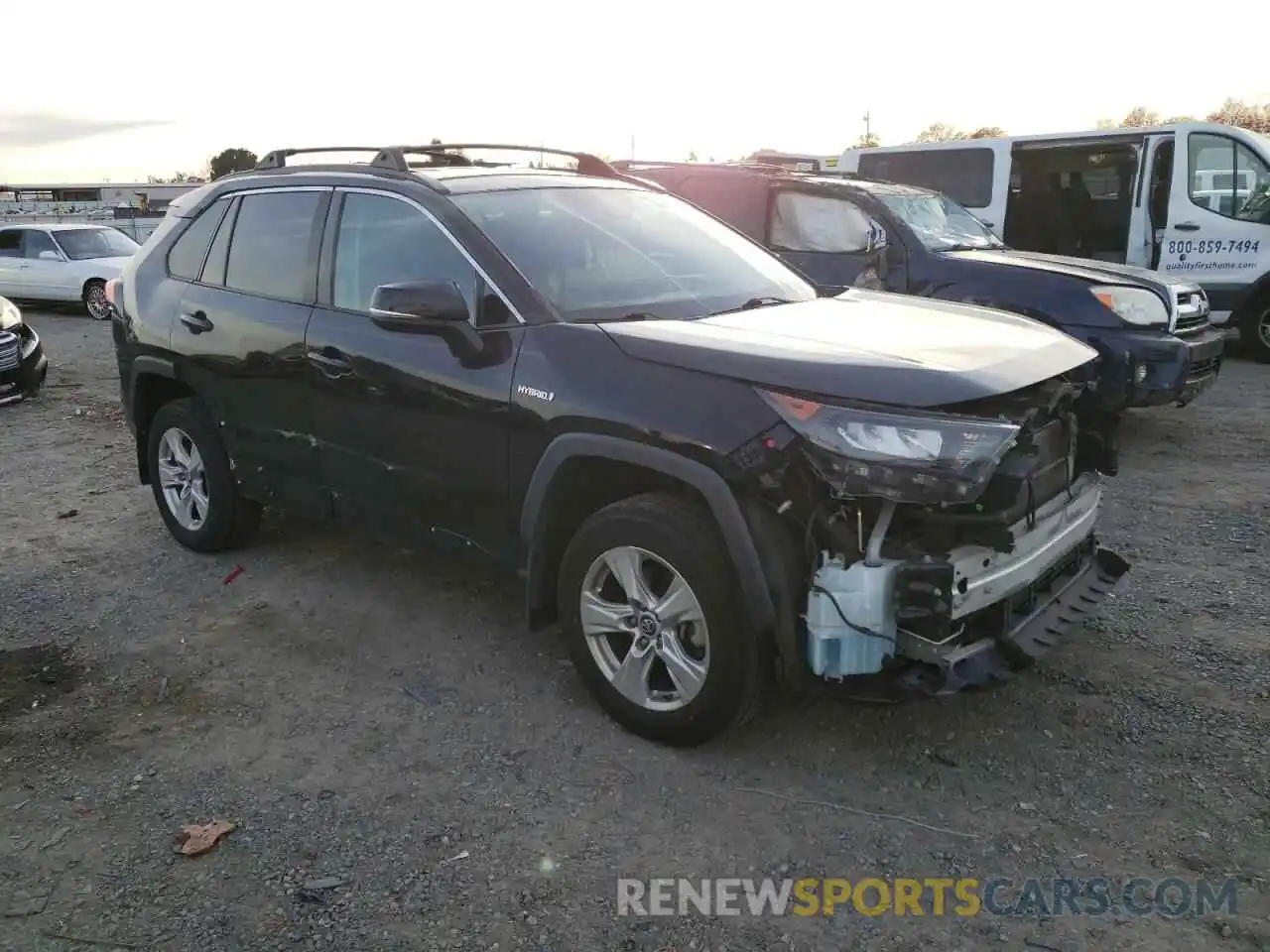 4 Photograph of a damaged car 2T3MWRFV2LW049515 TOYOTA RAV4 2020