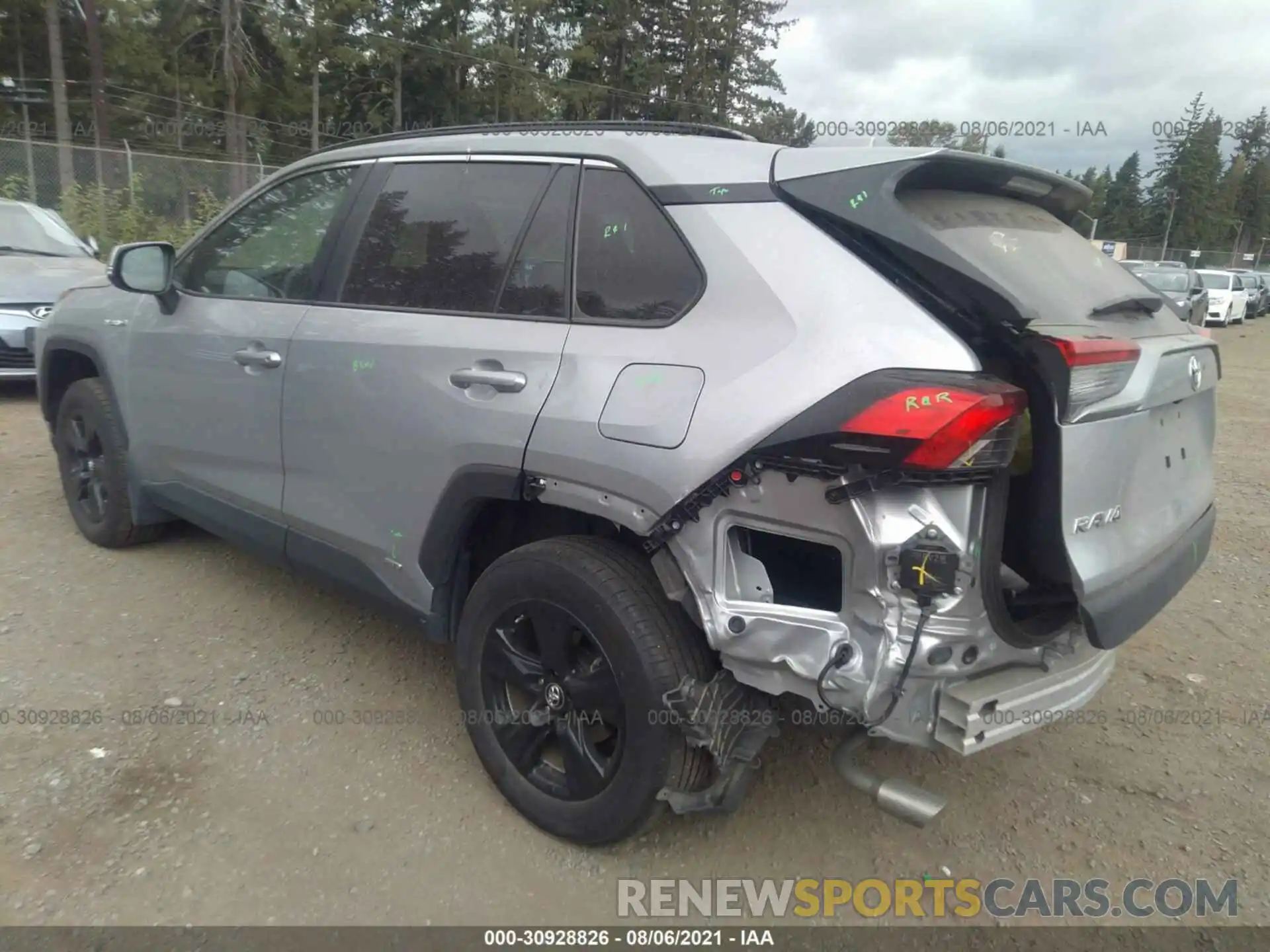 3 Photograph of a damaged car 2T3MWRFV2LW056366 TOYOTA RAV4 2020