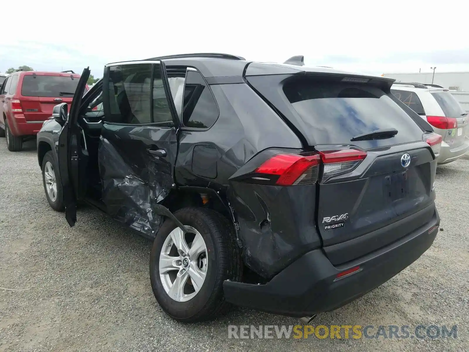 3 Photograph of a damaged car 2T3MWRFV2LW074169 TOYOTA RAV4 2020