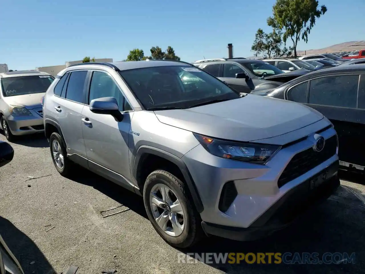 1 Photograph of a damaged car 2T3MWRFV2LW086788 TOYOTA RAV4 2020