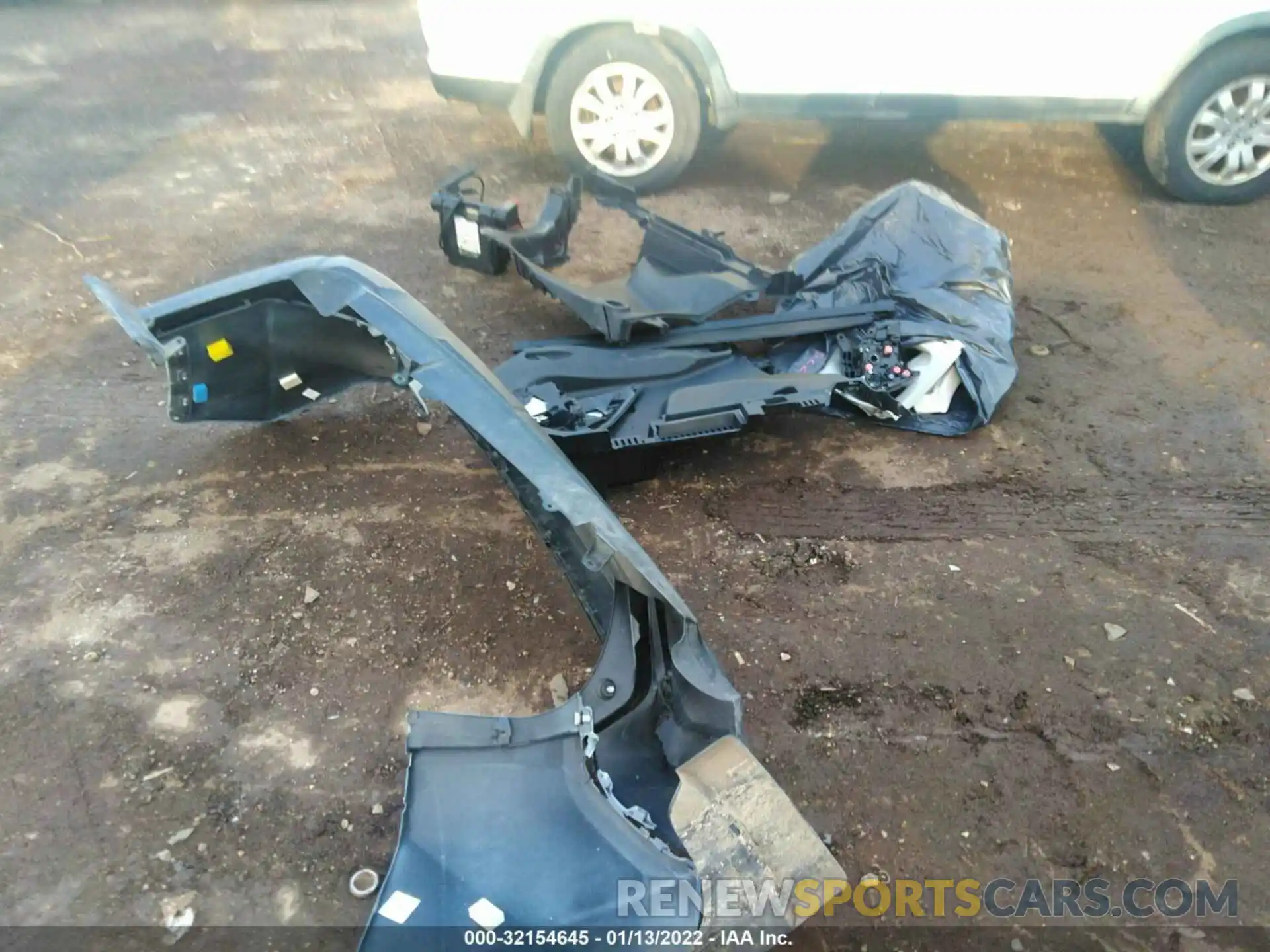 12 Фотография поврежденного автомобиля 2T3MWRFV3LW054304 TOYOTA RAV4 2020