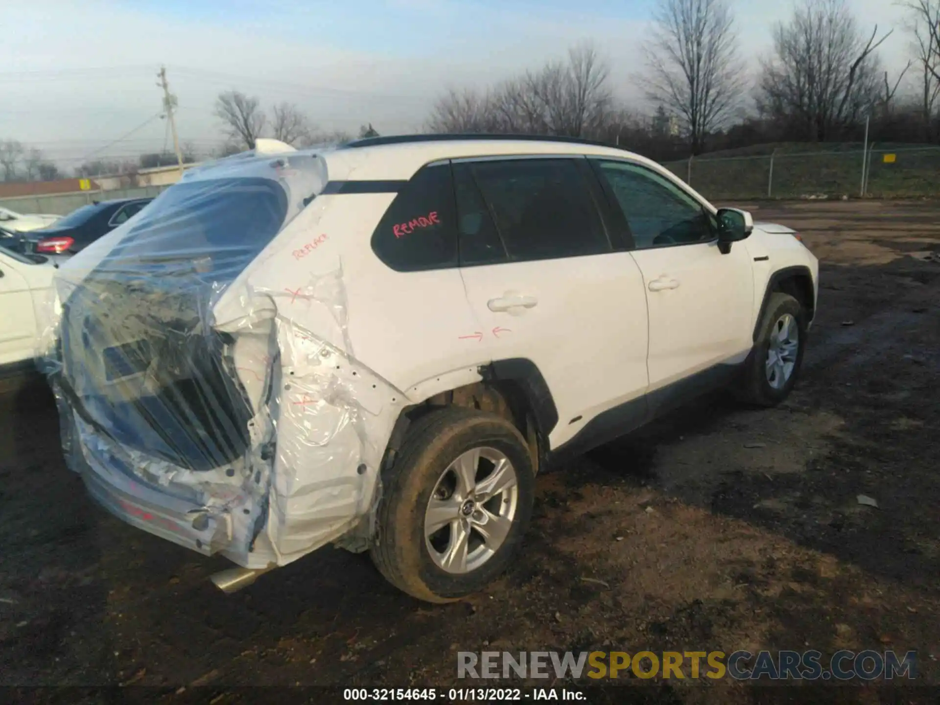 4 Photograph of a damaged car 2T3MWRFV3LW054304 TOYOTA RAV4 2020