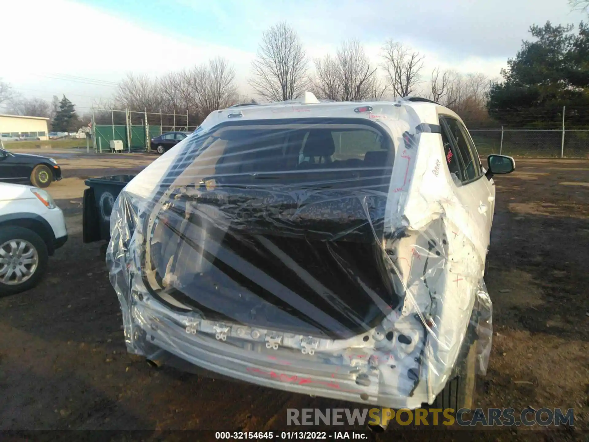 6 Photograph of a damaged car 2T3MWRFV3LW054304 TOYOTA RAV4 2020