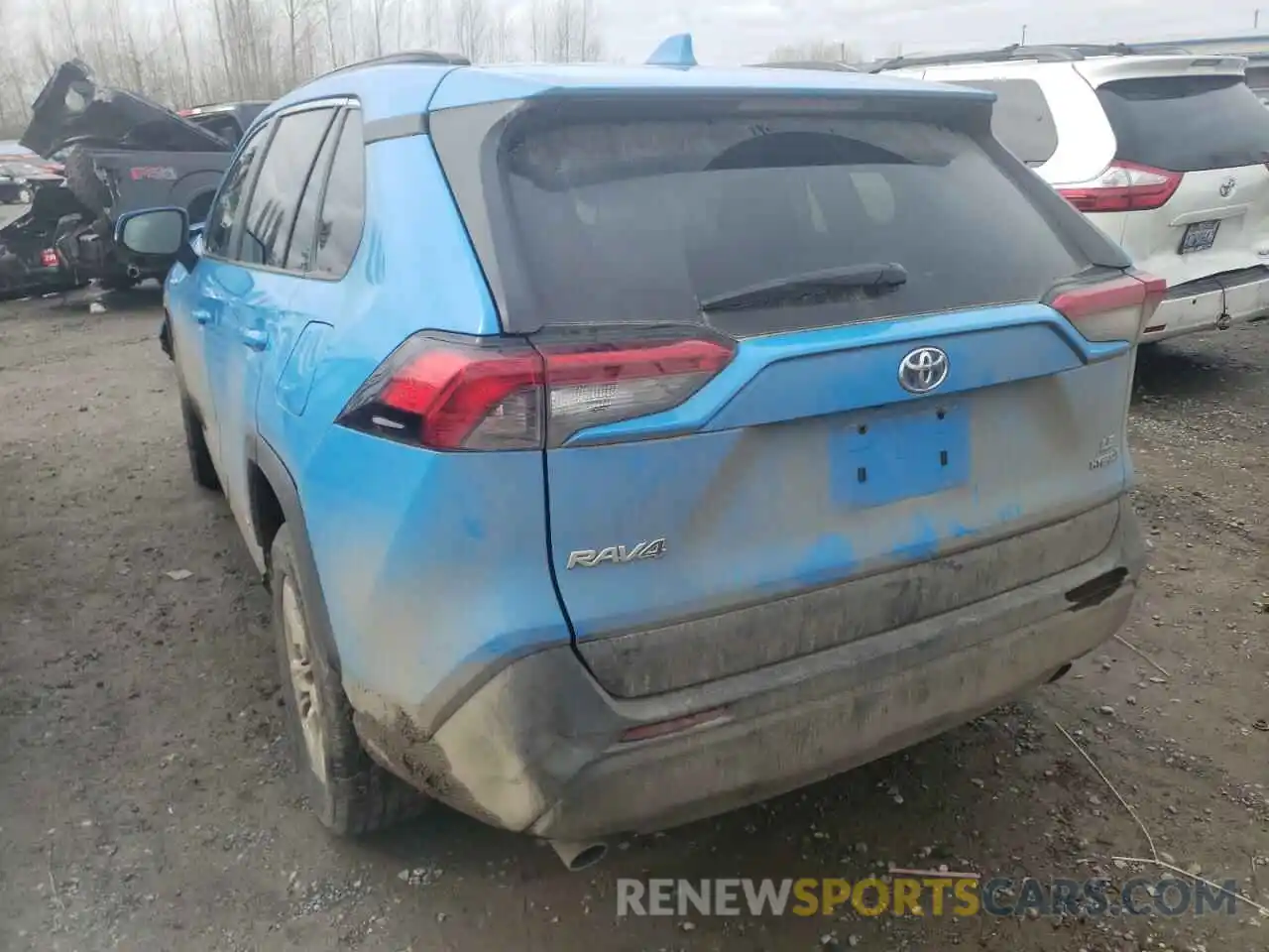 3 Photograph of a damaged car 2T3MWRFV4LW062332 TOYOTA RAV4 2020