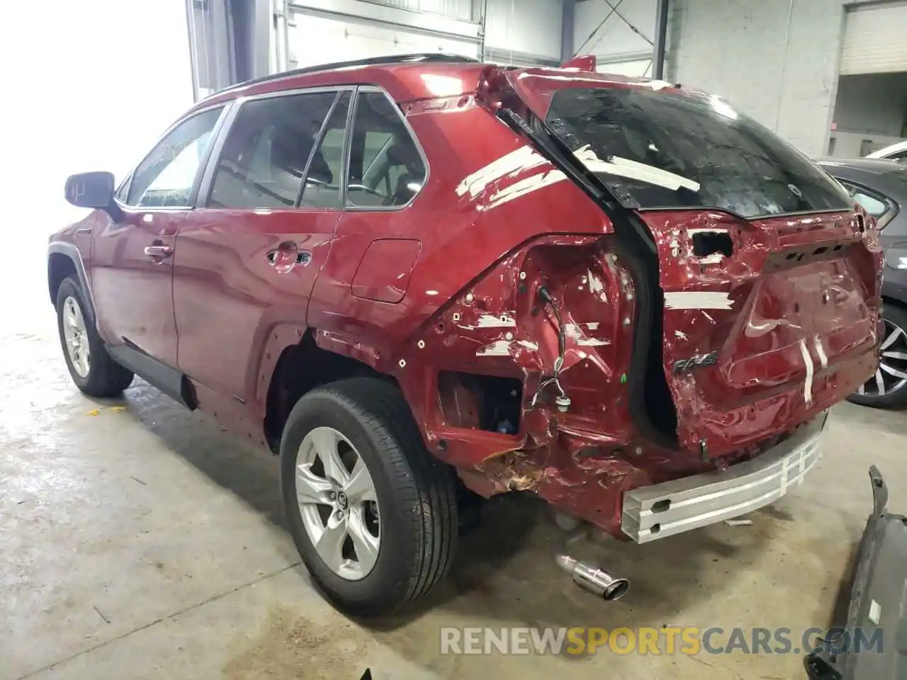 3 Photograph of a damaged car 2T3MWRFV4LW095072 TOYOTA RAV4 2020