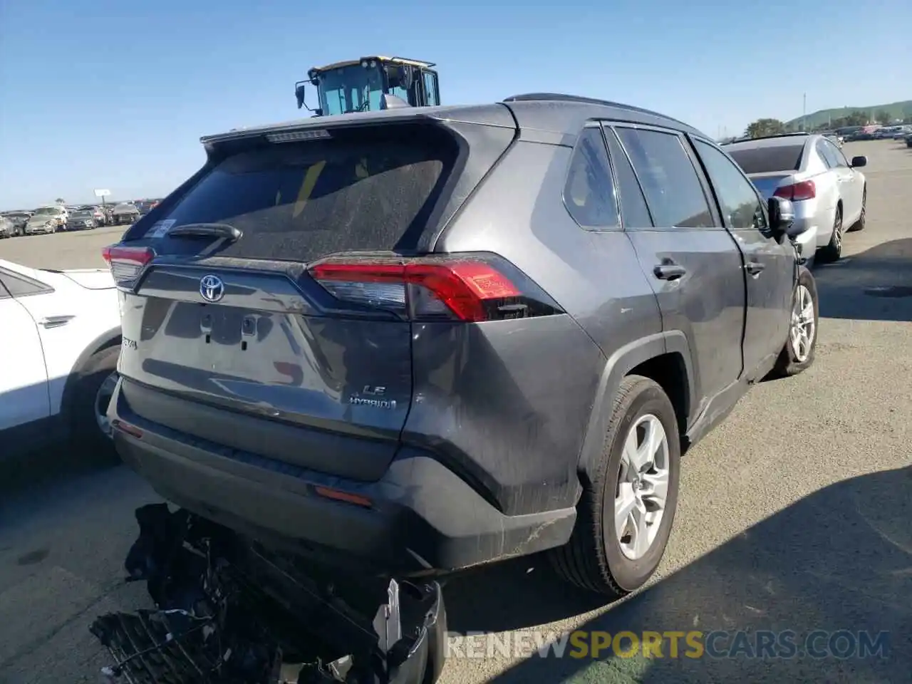 4 Photograph of a damaged car 2T3MWRFV5LW087580 TOYOTA RAV4 2020