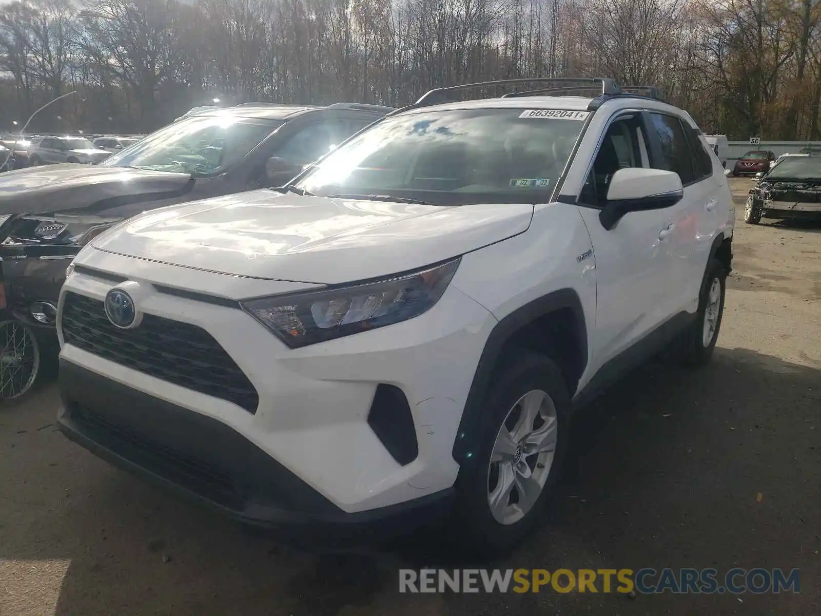 2 Photograph of a damaged car 2T3MWRFV6LW076264 TOYOTA RAV4 2020