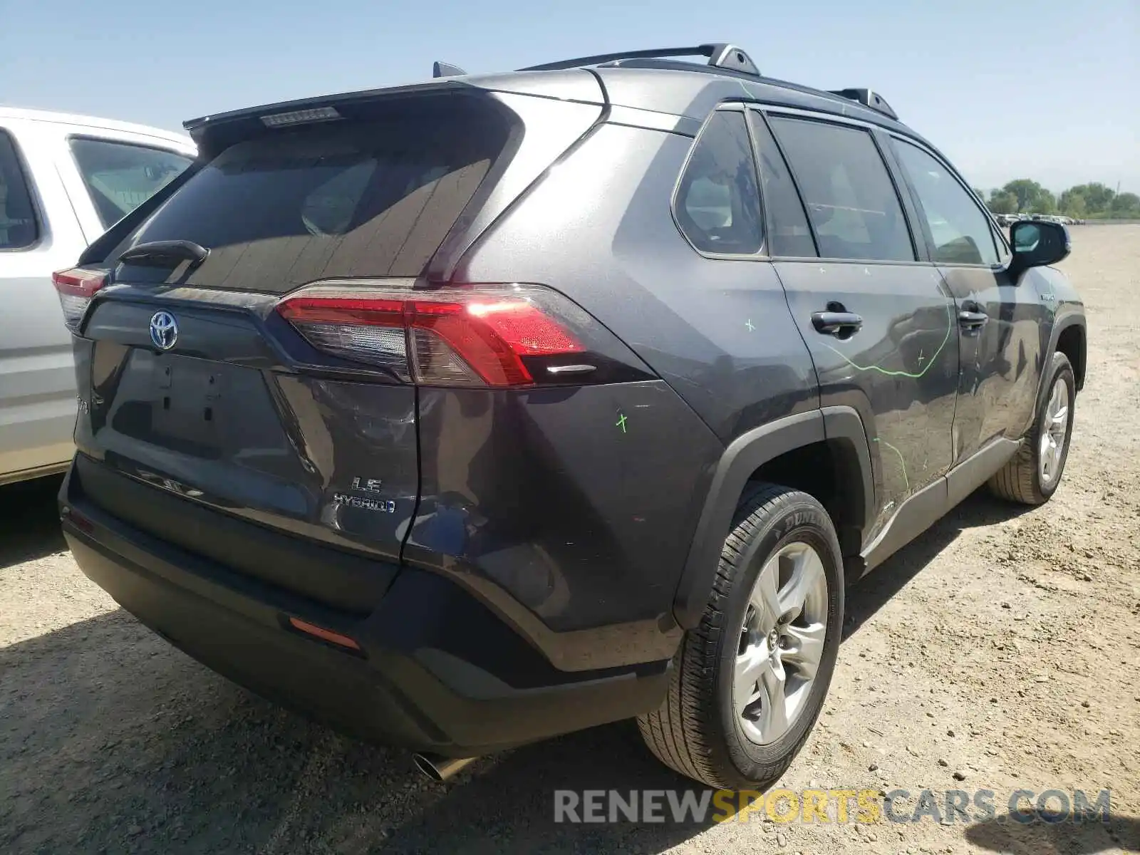 4 Photograph of a damaged car 2T3MWRFV7LW050983 TOYOTA RAV4 2020