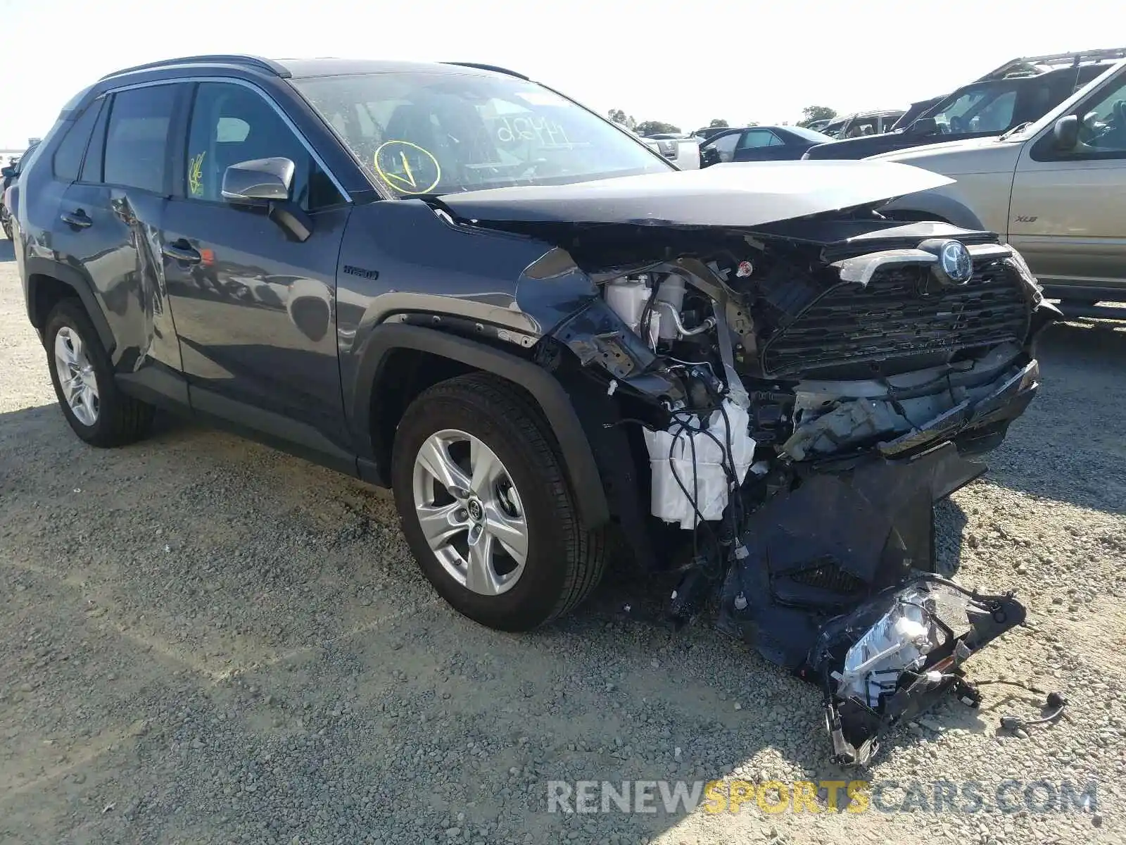 1 Photograph of a damaged car 2T3MWRFV7LW055519 TOYOTA RAV4 2020