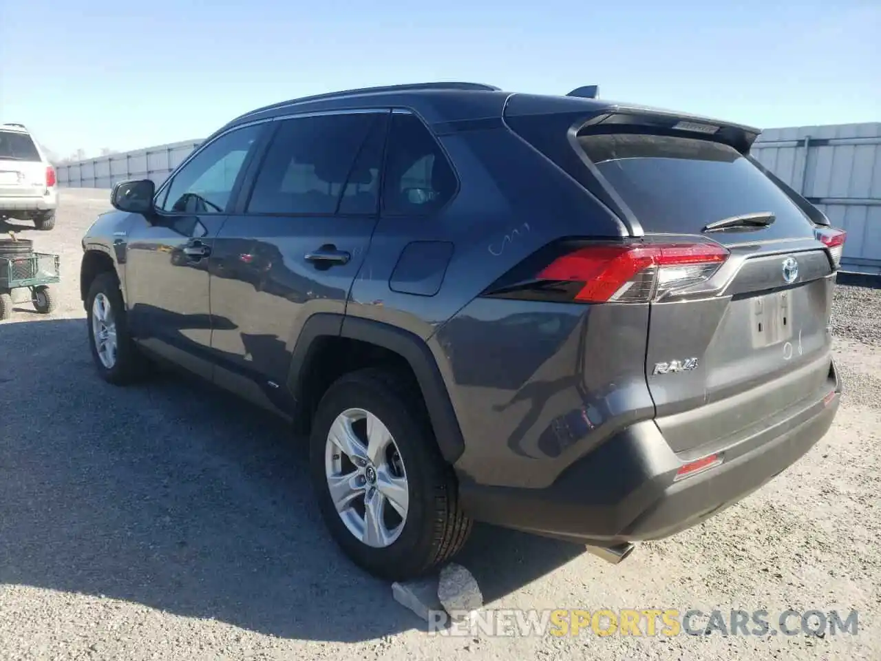 3 Photograph of a damaged car 2T3MWRFV7LW056931 TOYOTA RAV4 2020