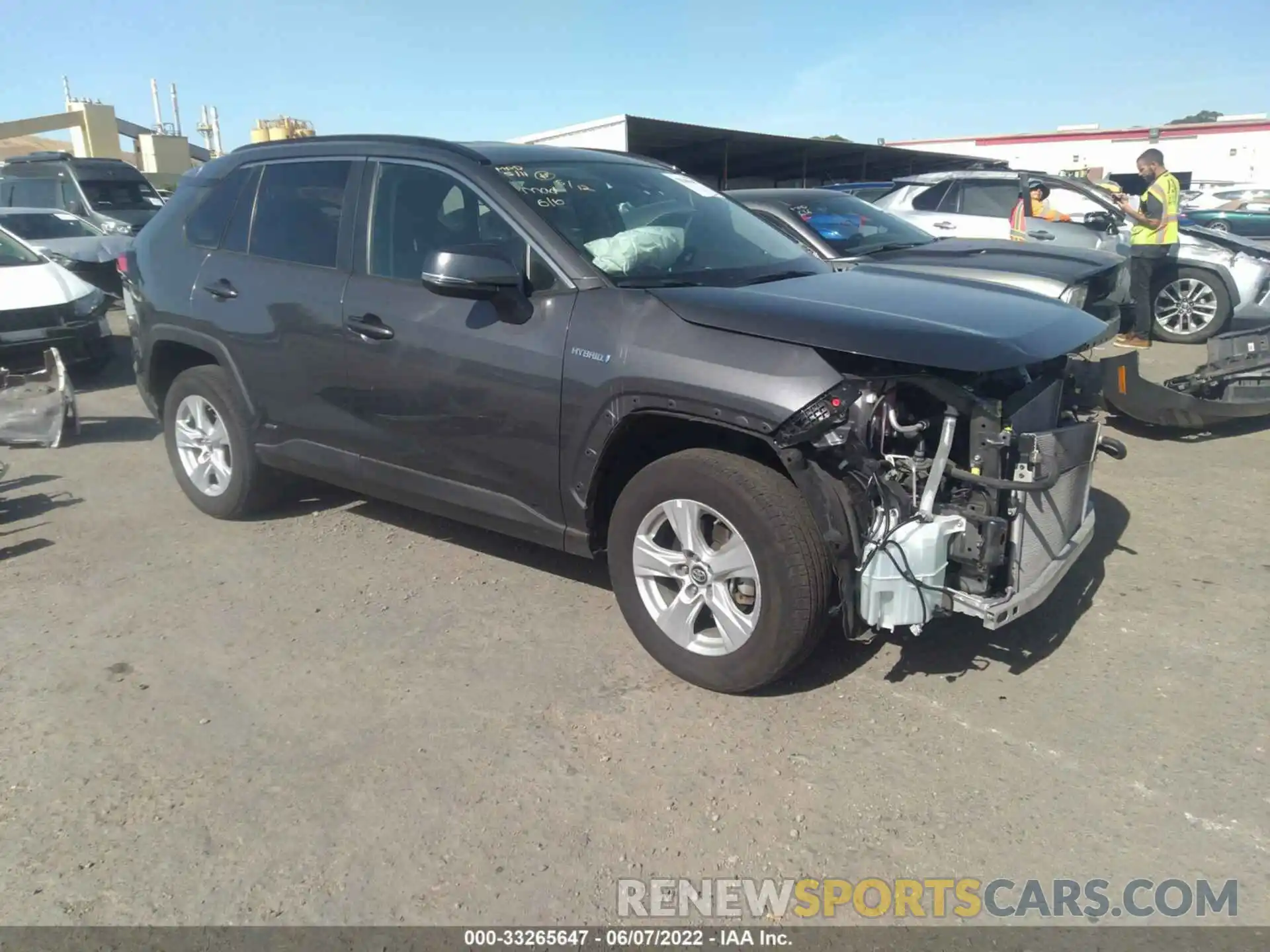 1 Photograph of a damaged car 2T3MWRFVXLW087008 TOYOTA RAV4 2020