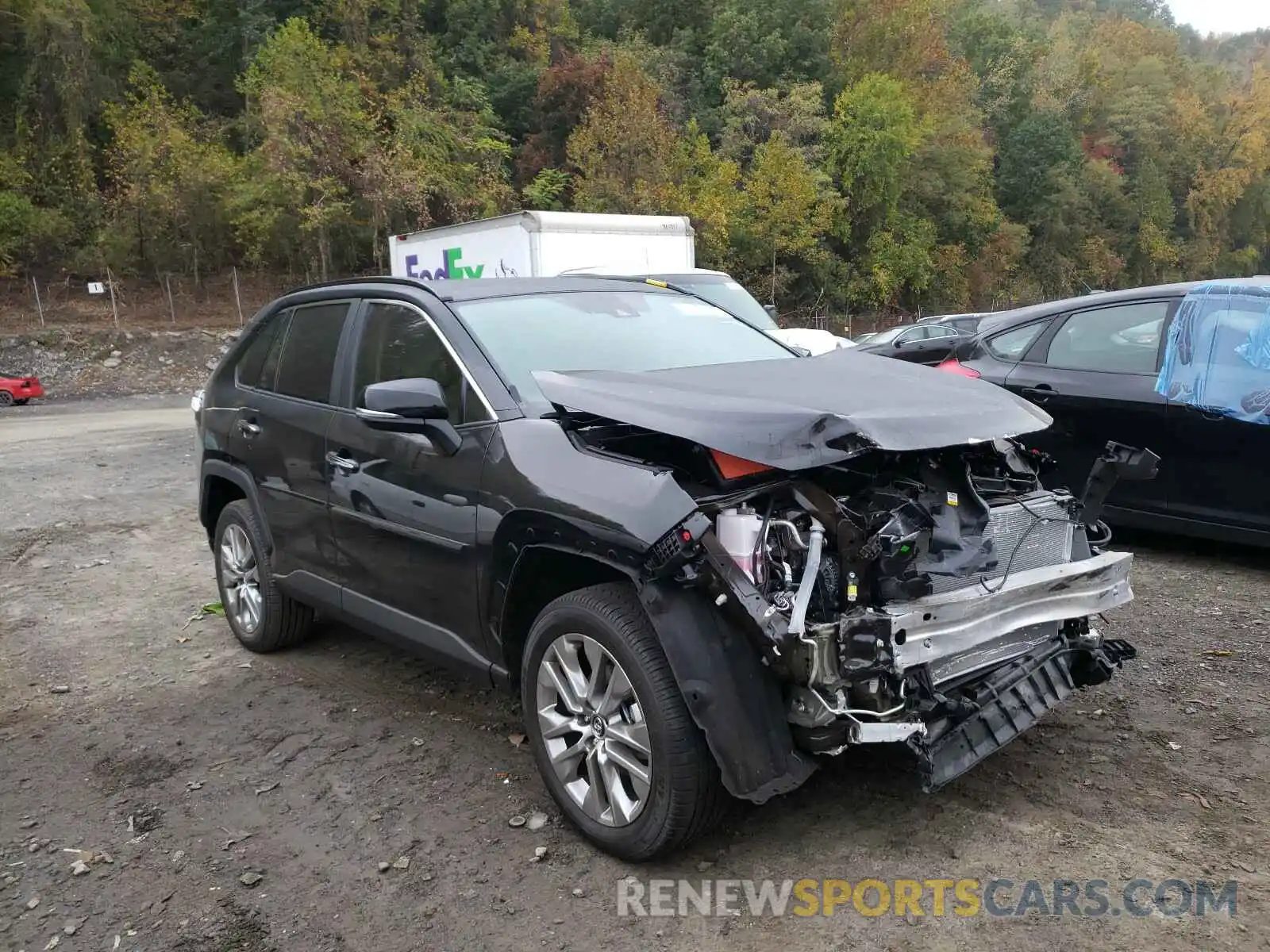 1 Photograph of a damaged car 2T3N1RFV4LW132947 TOYOTA RAV4 2020