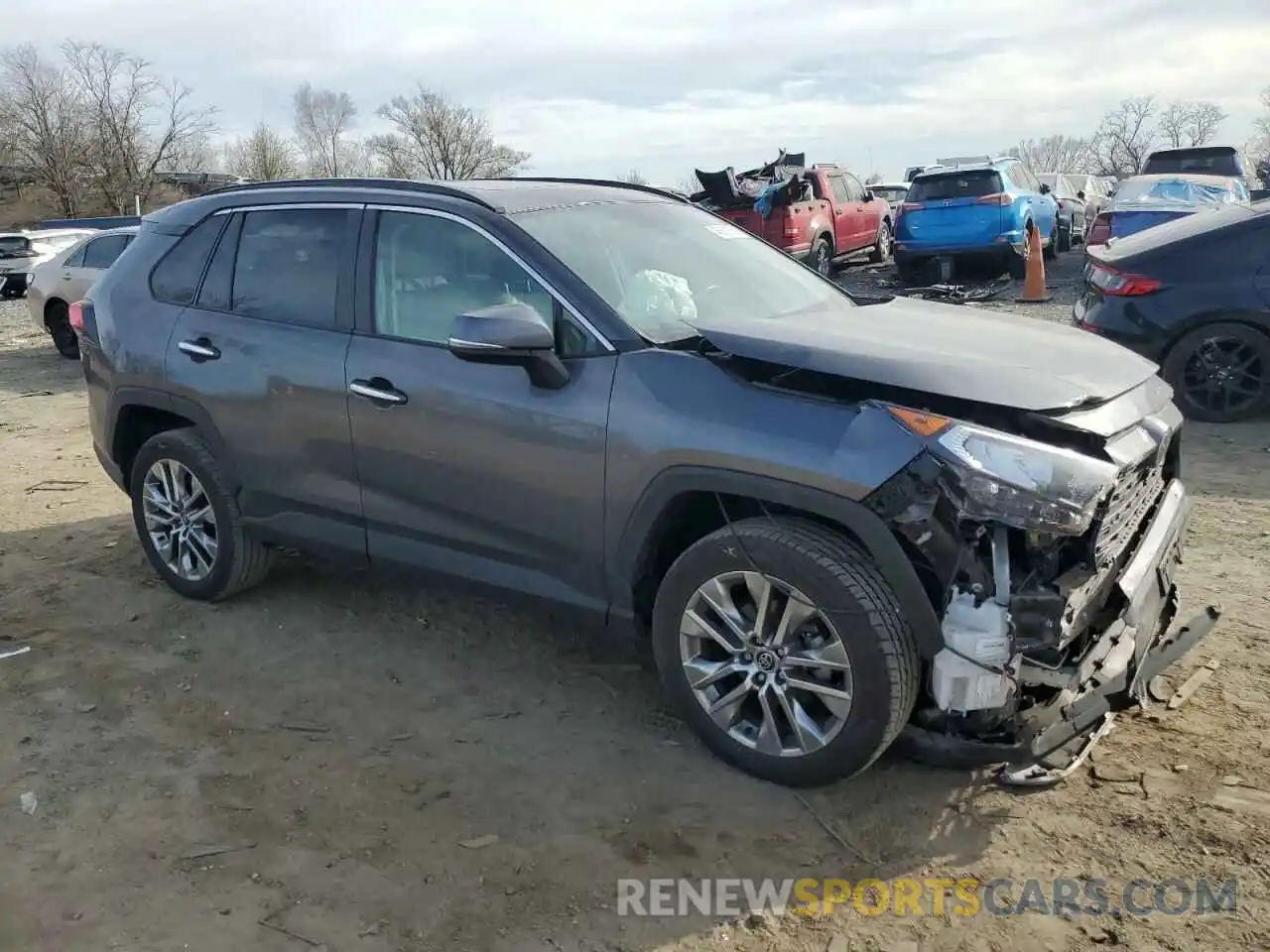 4 Photograph of a damaged car 2T3N1RFV6LW089020 TOYOTA RAV4 2020