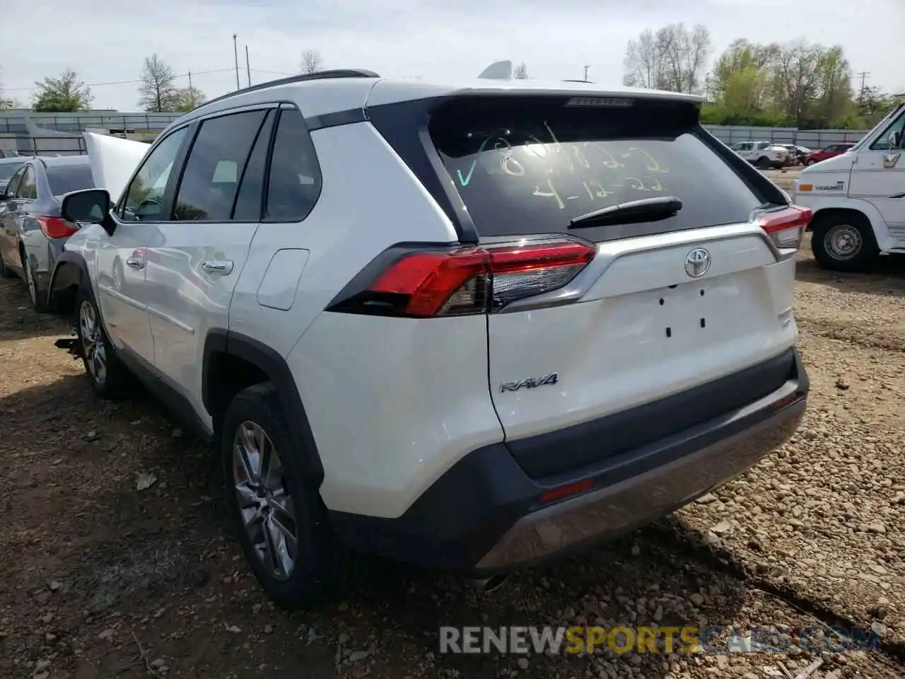 3 Photograph of a damaged car 2T3N1RFV8LW100440 TOYOTA RAV4 2020