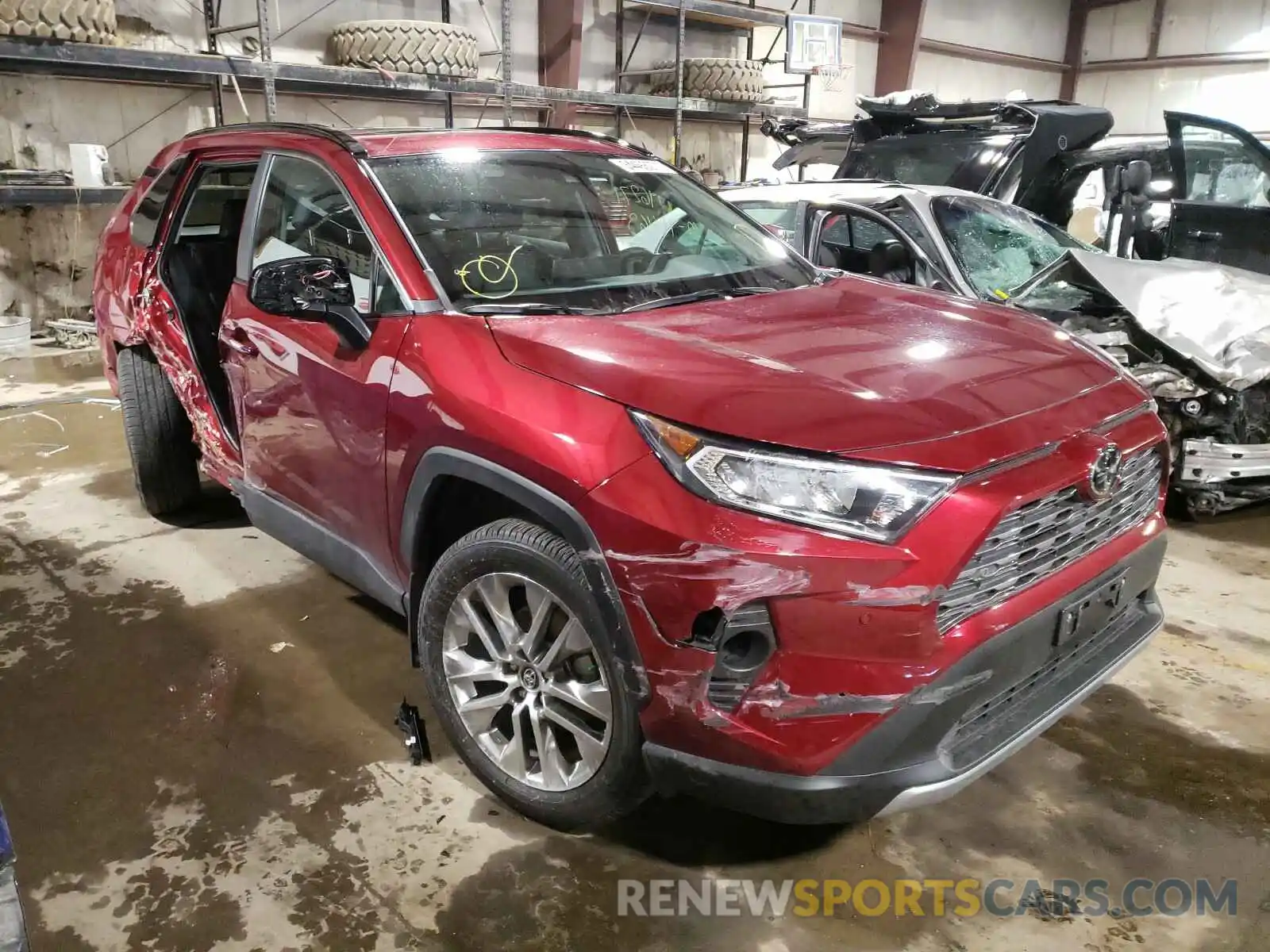 1 Photograph of a damaged car 2T3N1RFV9LW108160 TOYOTA RAV4 2020