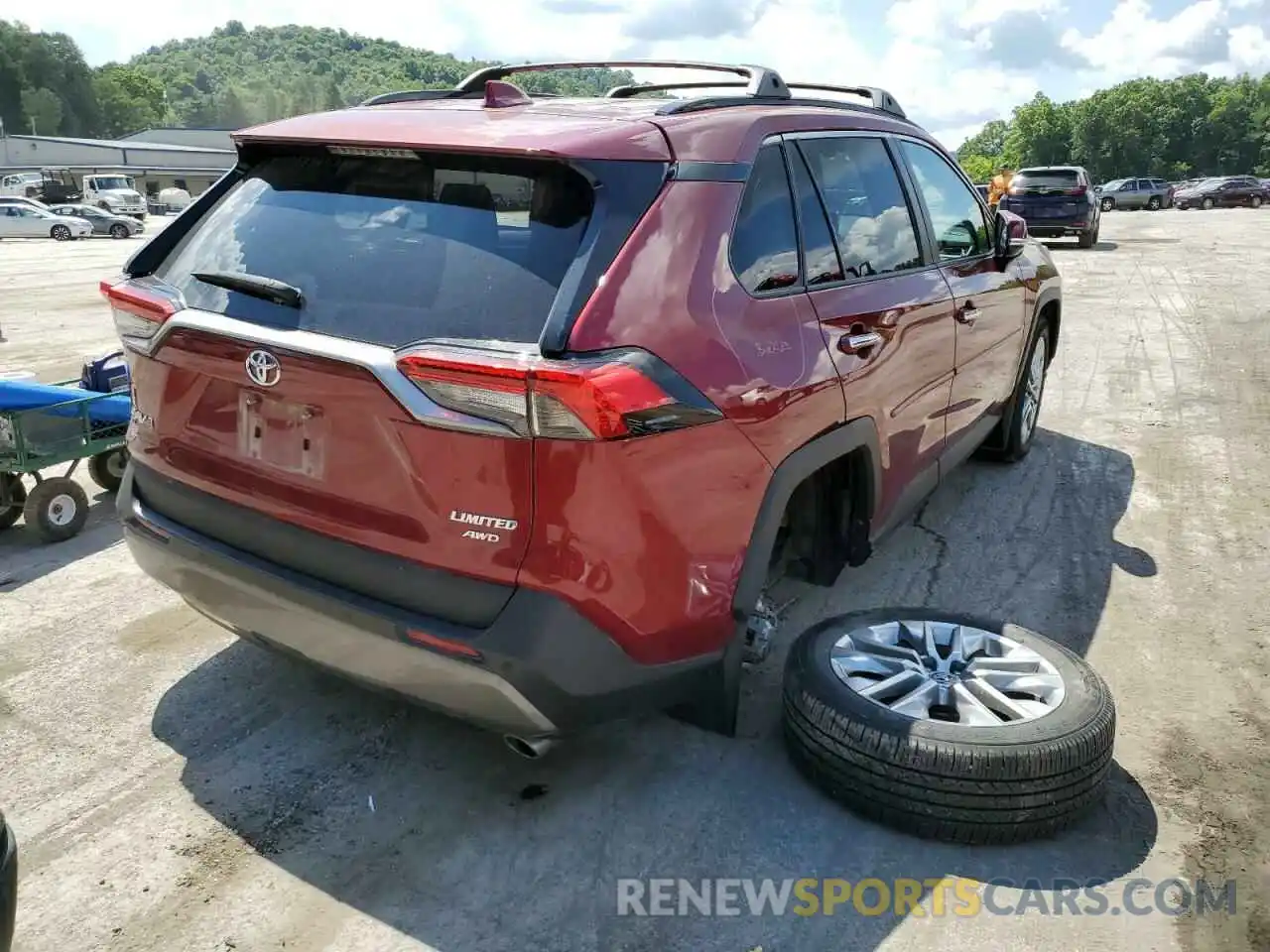 4 Photograph of a damaged car 2T3N1RFV9LW134225 TOYOTA RAV4 2020