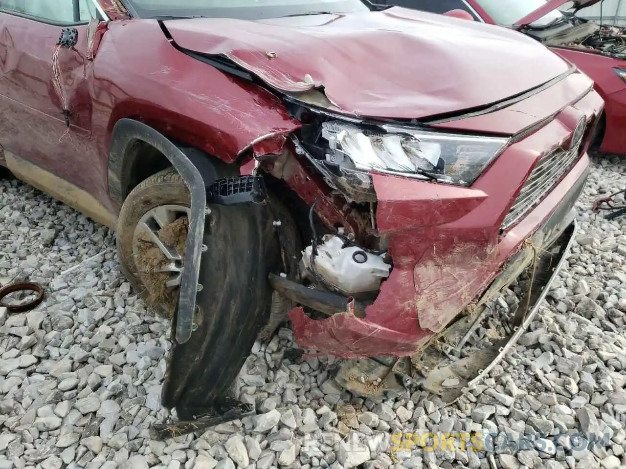 9 Photograph of a damaged car 2T3N1RFVXLC140925 TOYOTA RAV4 2020