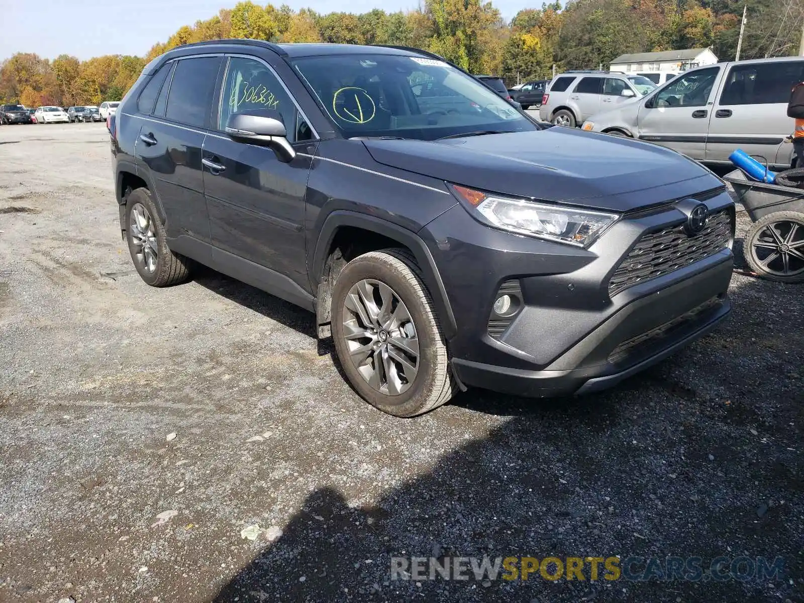 1 Photograph of a damaged car 2T3N1RFVXLW092213 TOYOTA RAV4 2020