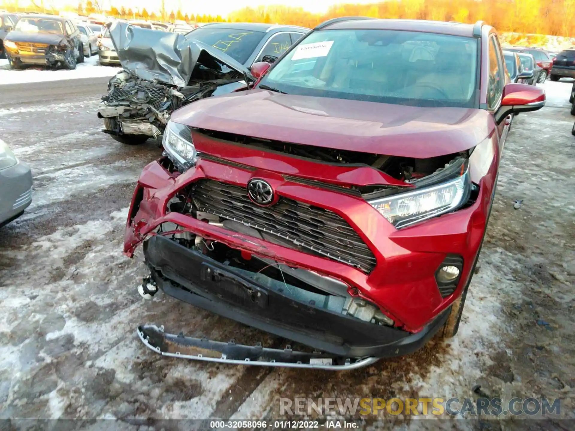 6 Фотография поврежденного автомобиля 2T3N1RFVXLW101704 TOYOTA RAV4 2020