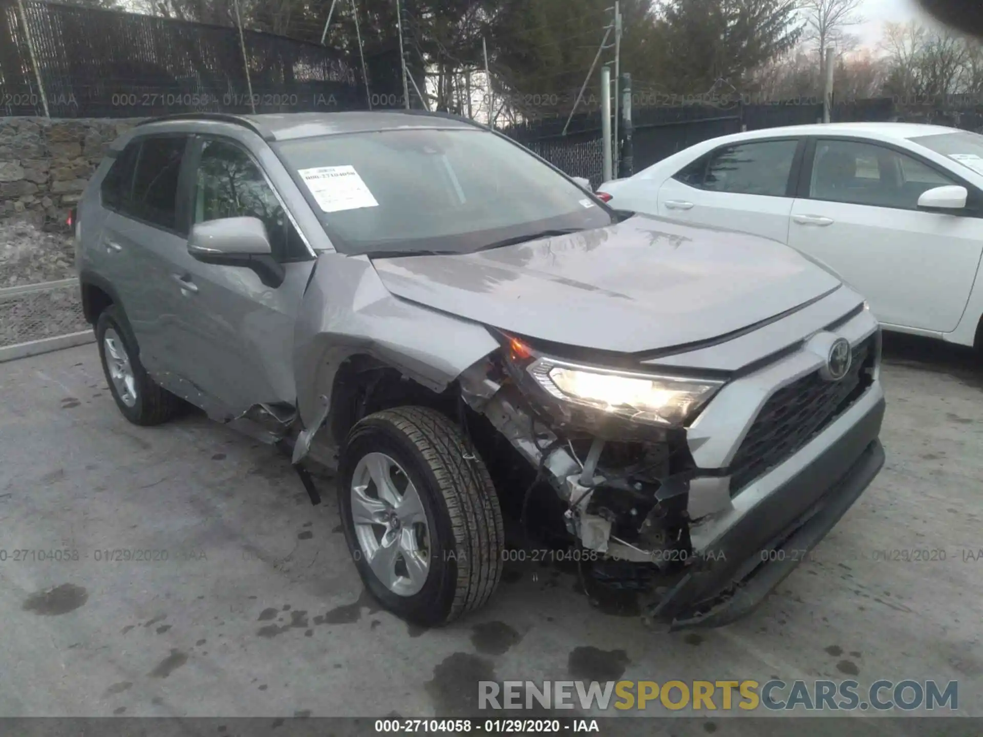 1 Photograph of a damaged car 2T3P1RFV0LC064799 TOYOTA RAV4 2020