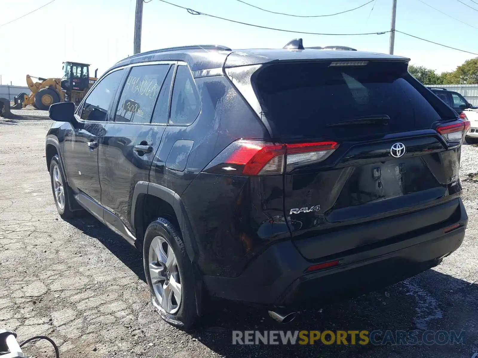 3 Photograph of a damaged car 2T3P1RFV0LC065323 TOYOTA RAV4 2020